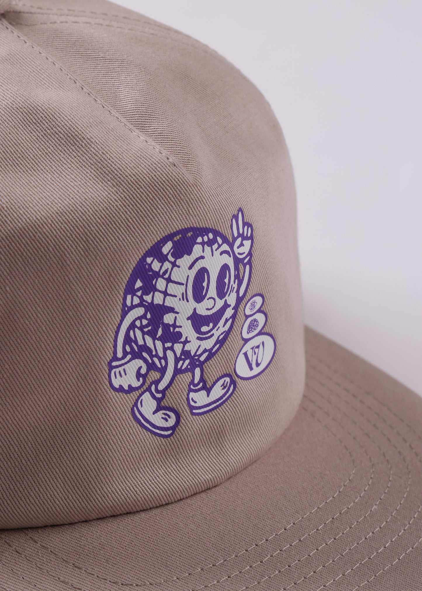 HAPPY GLOBE CAP : BONE