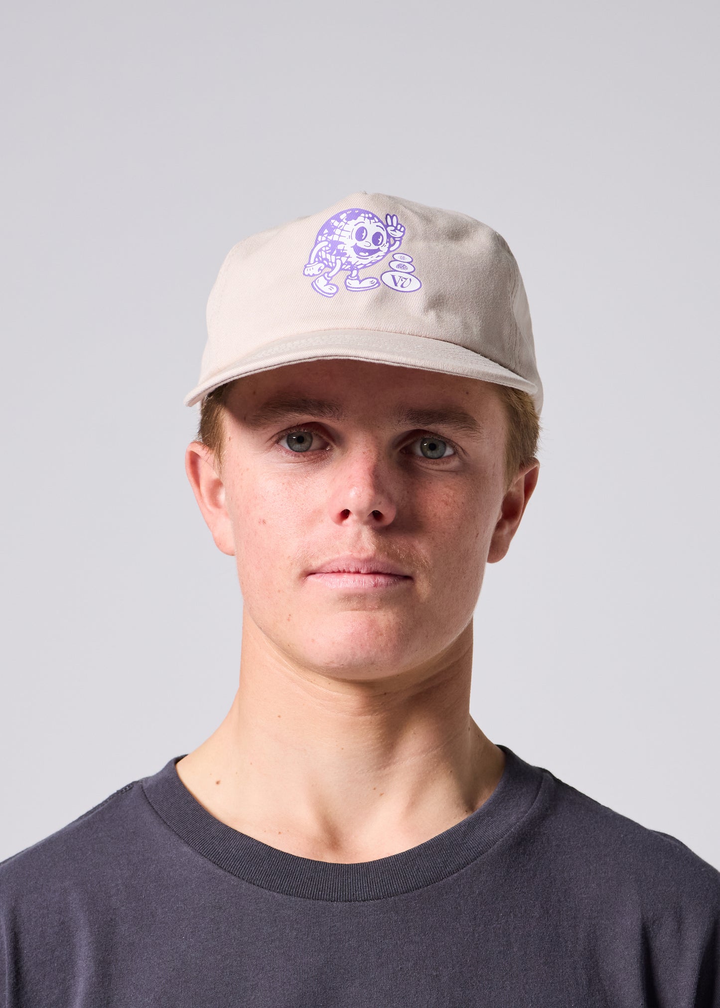 HAPPY GLOBE CAP : BONE