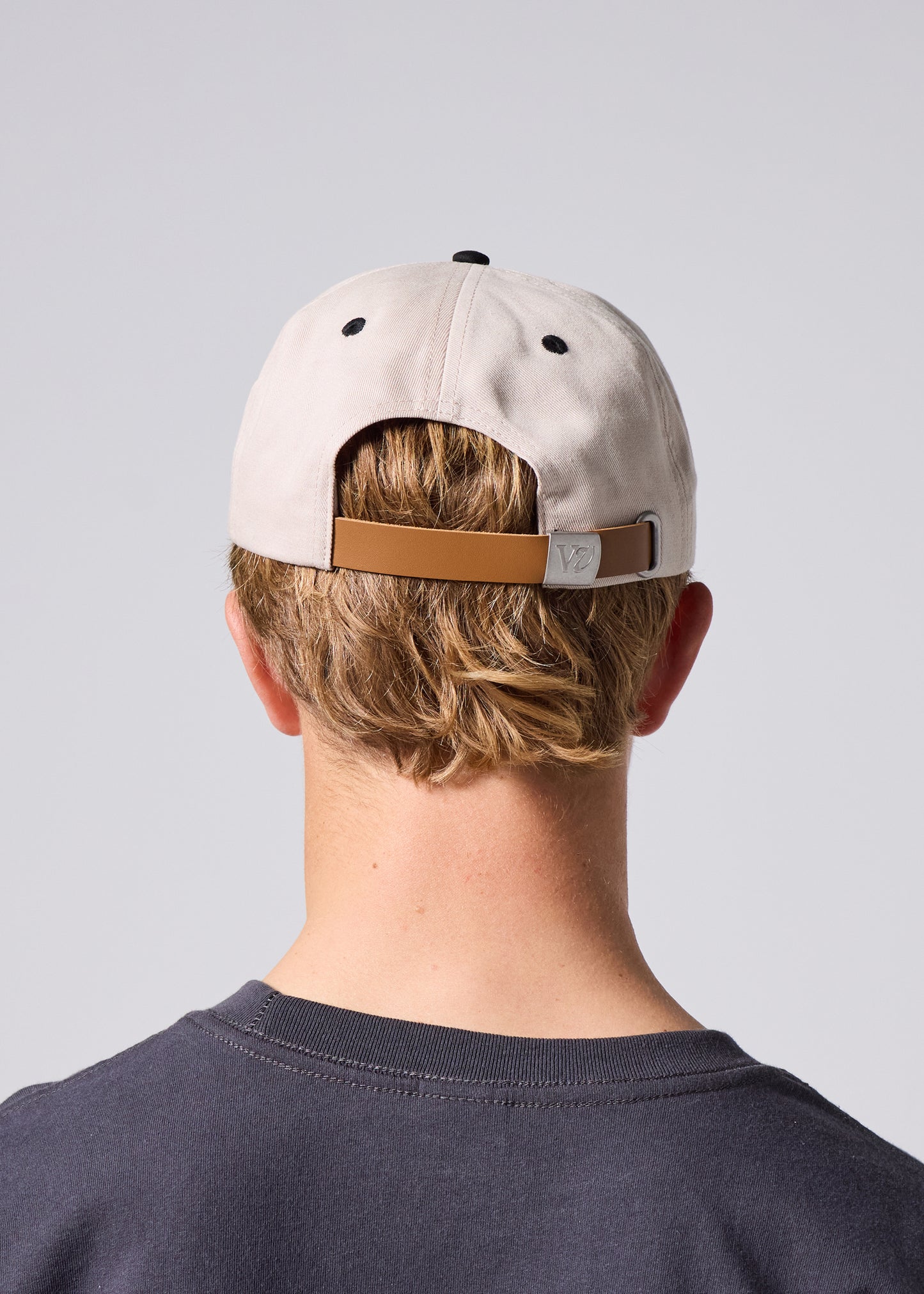 NUTURE CAP : BONE BLACK