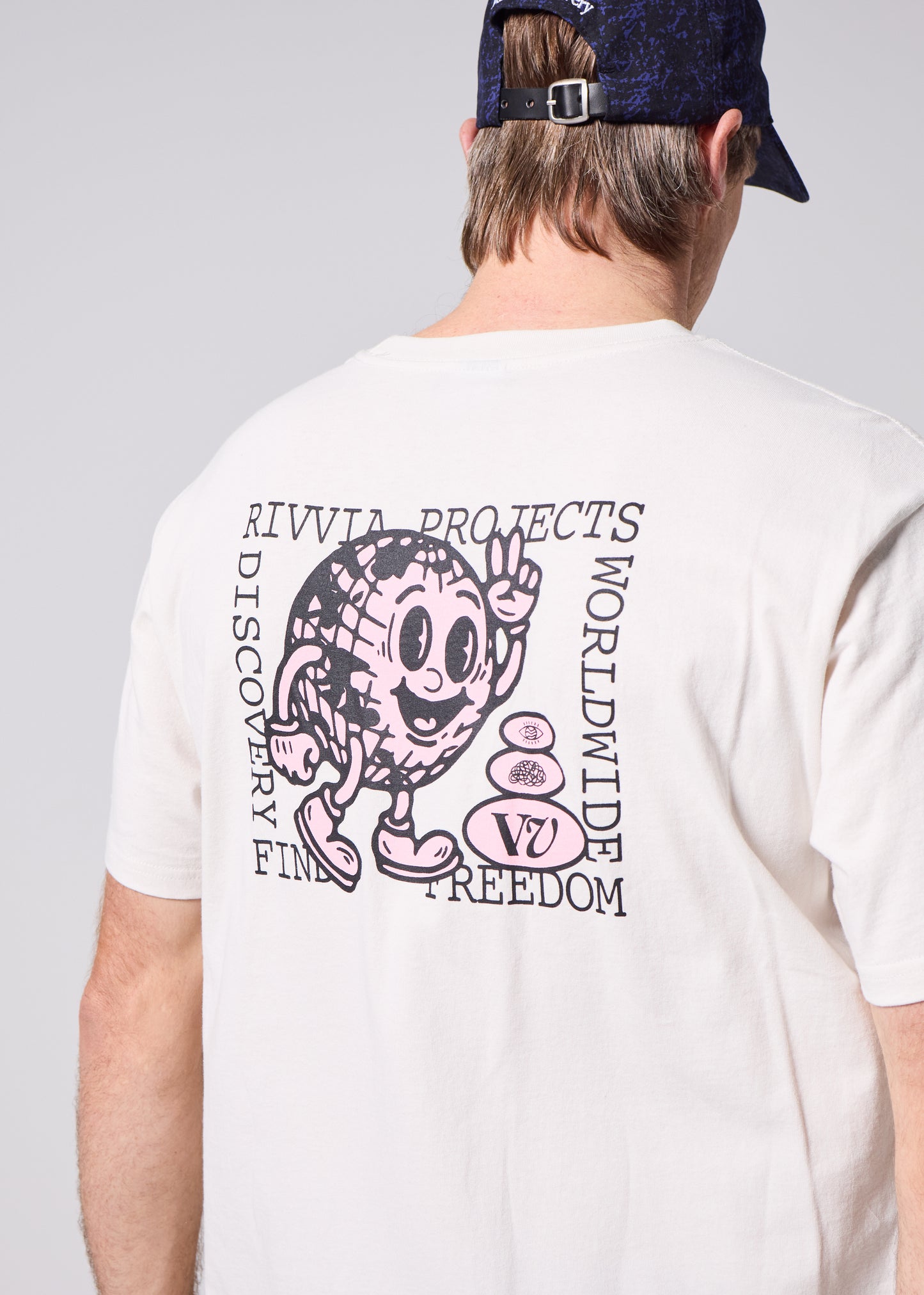 HAPPY GLOBE T-SHIRT : BONE