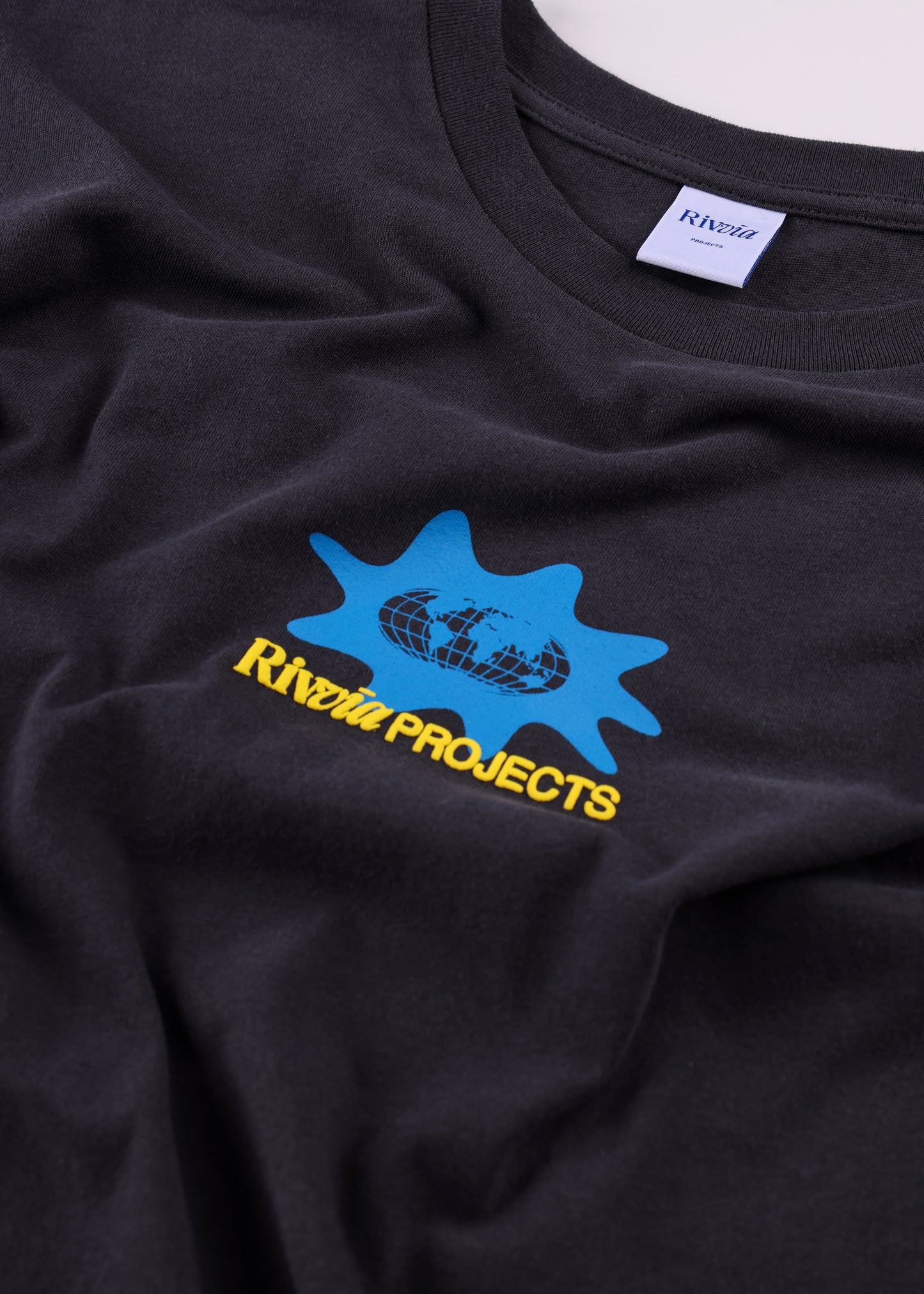 WORLD SPLAT RELAXED FIT T-SHIRT : PIGMENT BLACK