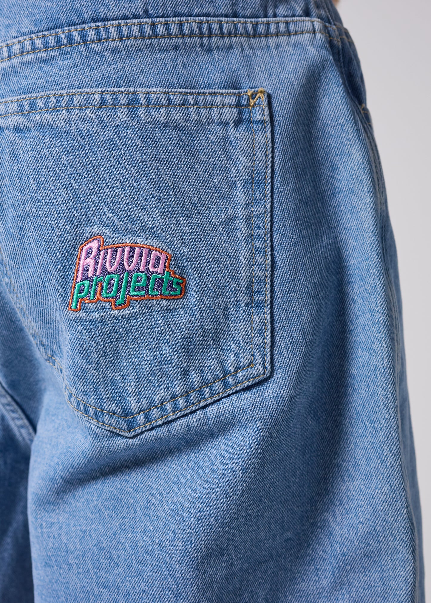 VV DENIM SHORT : WORN BLUE