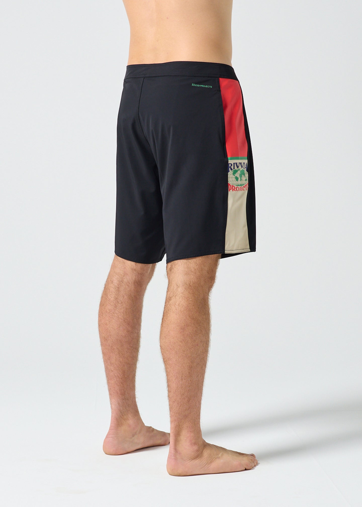 DISCLOSURE 20" WORLD SERIES TRUNK : BLACK MULTI