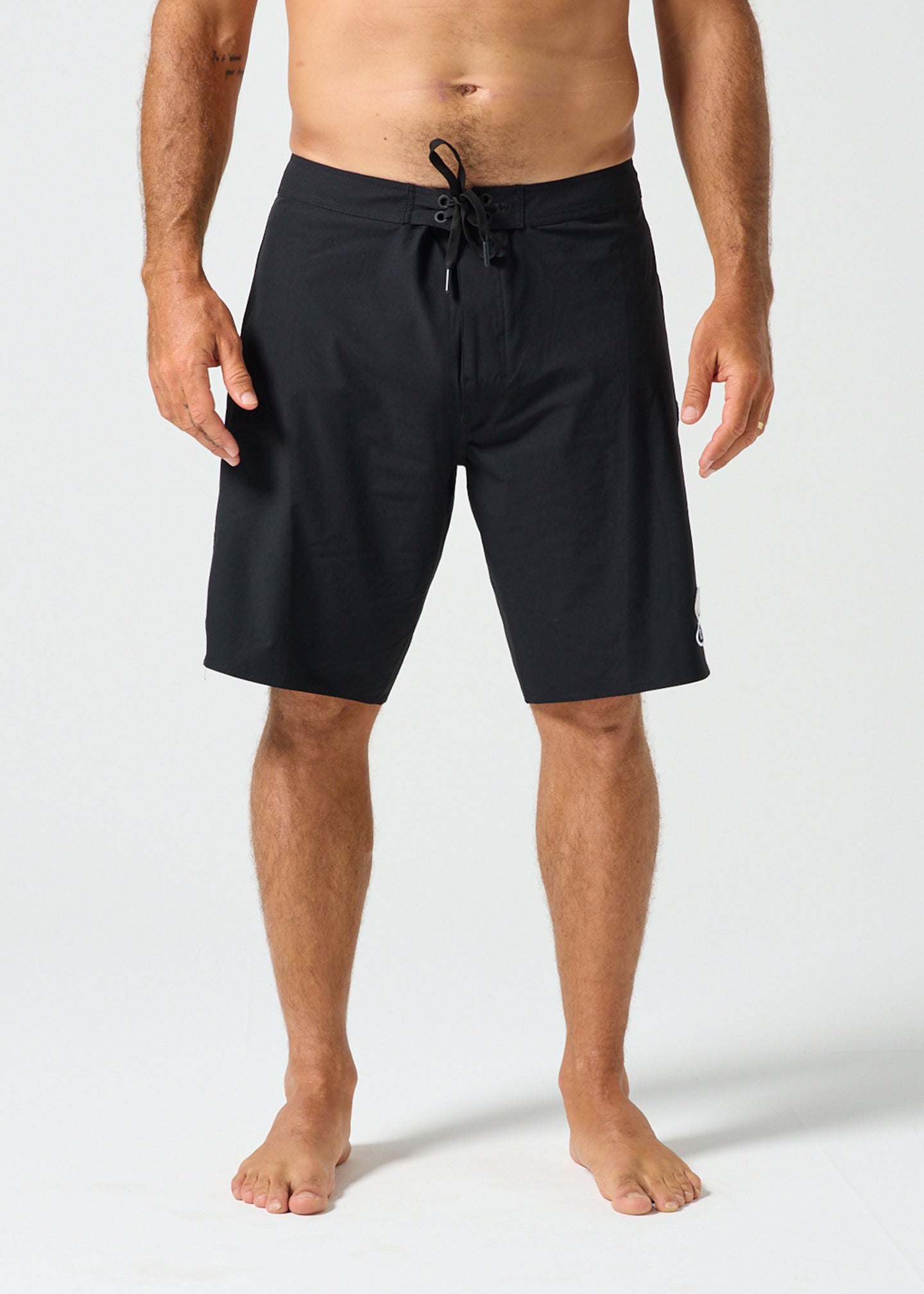 FREQUENCY 21" TRUNK : BLACK/BLUE