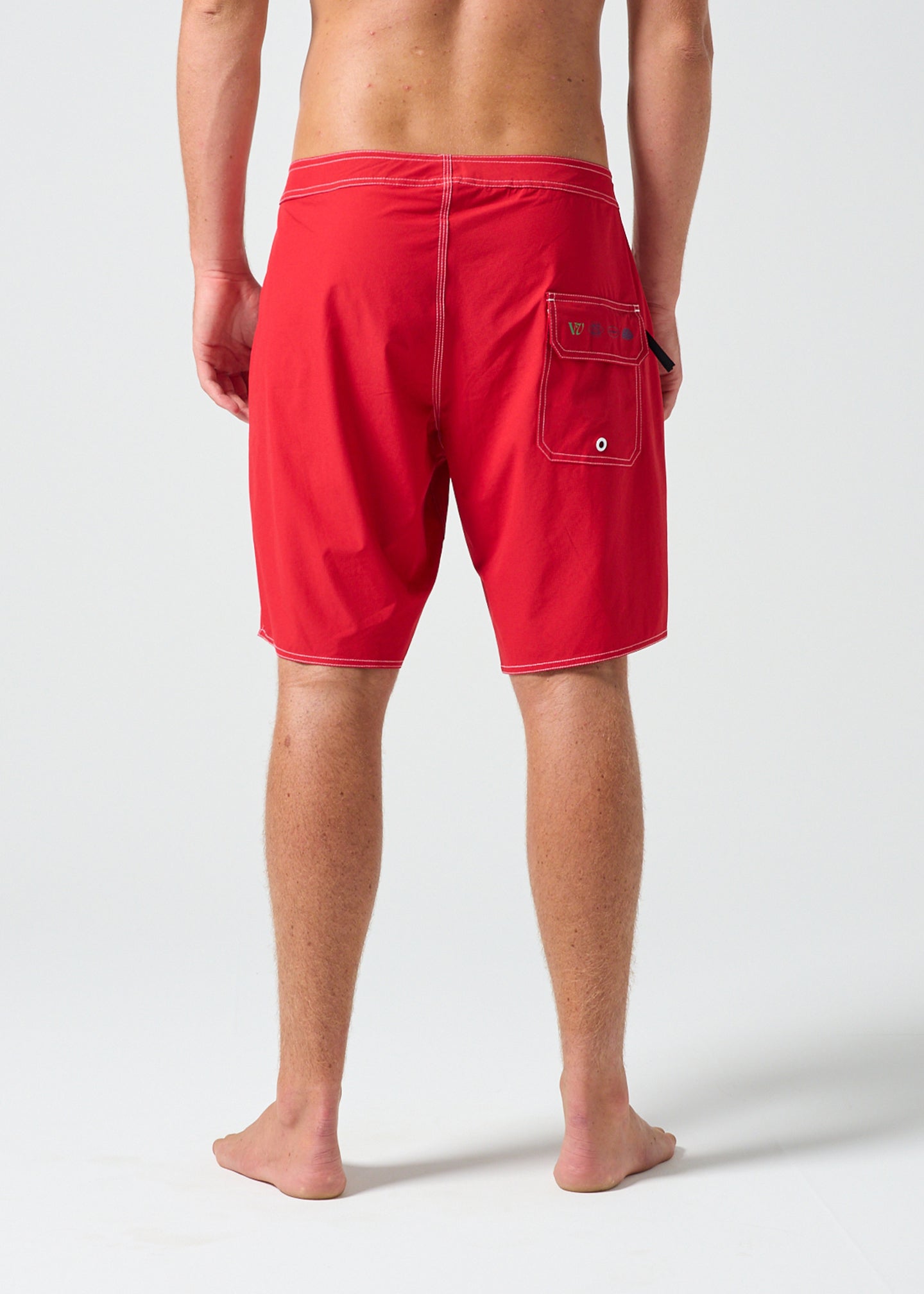 CLASS 18.5" WORLD SERIES TRUNK : RED