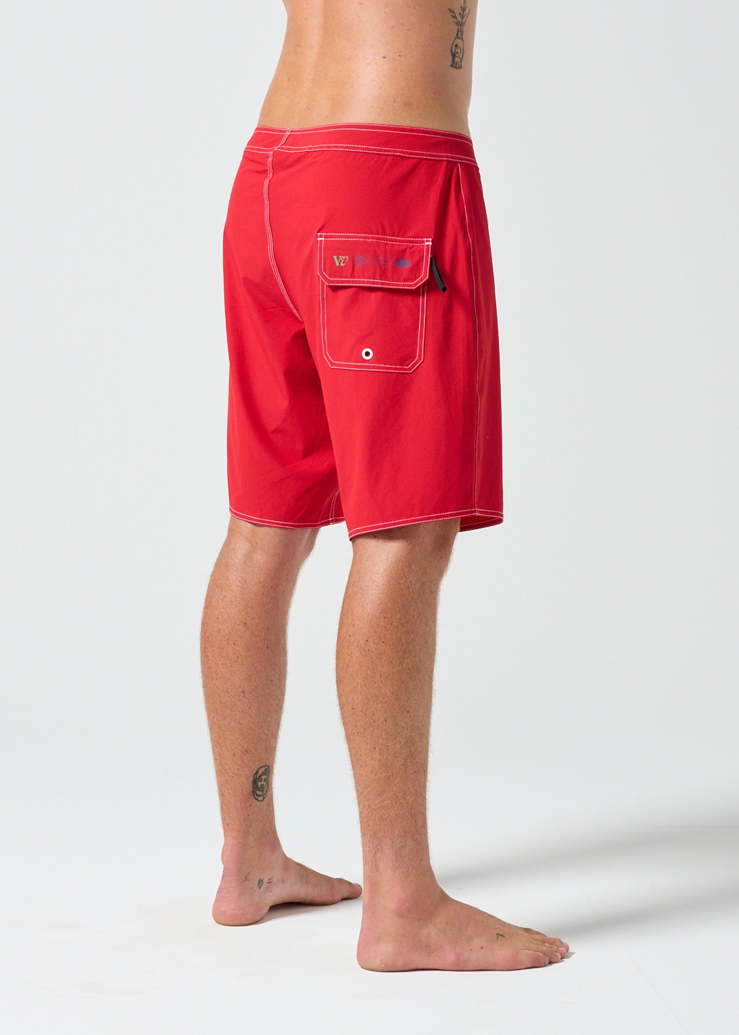 CLASS 18.5" WORLD SERIES TRUNK : RED