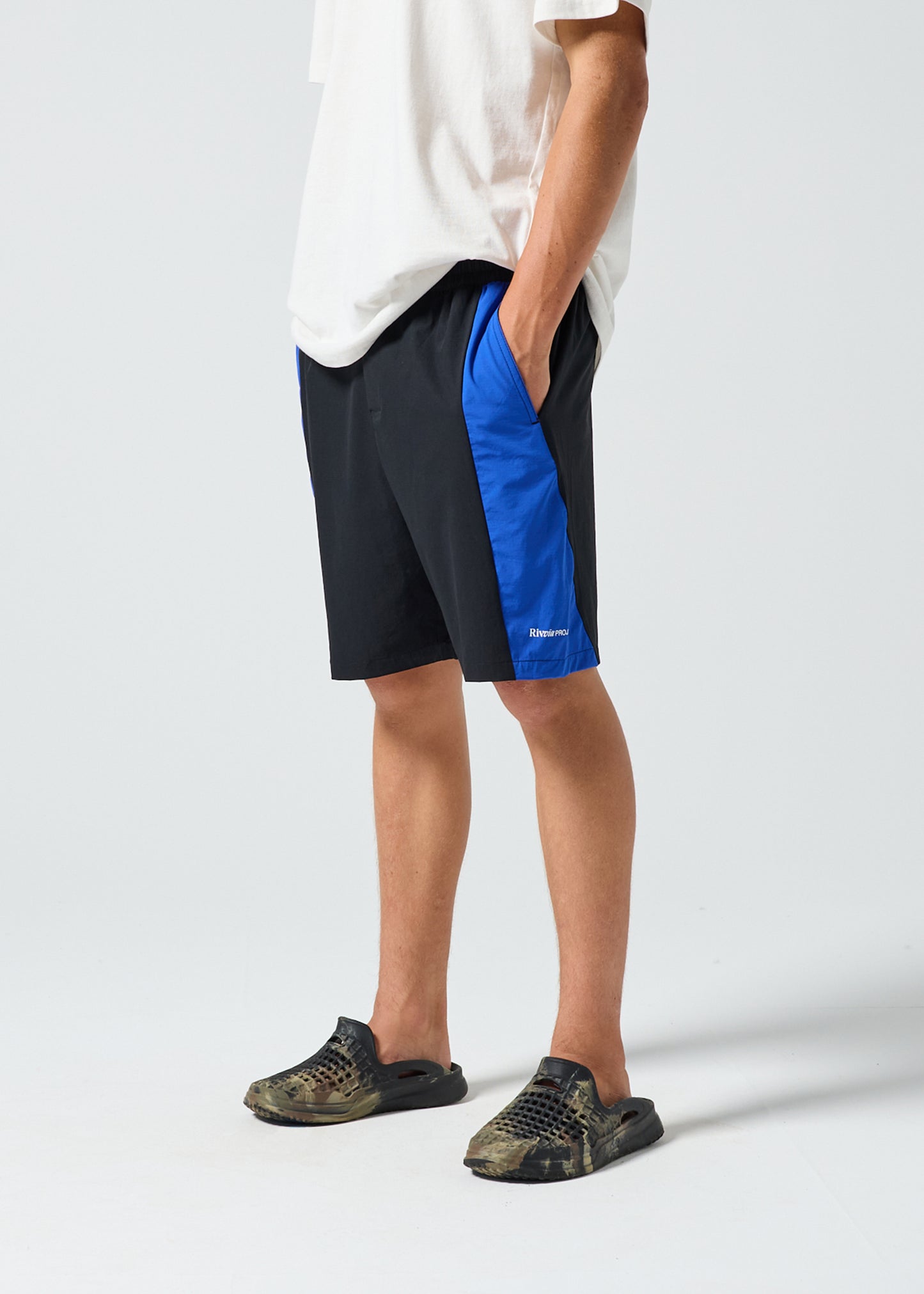 DAILY RIDE PASSAGE SHORT : BLACK/BLUE
