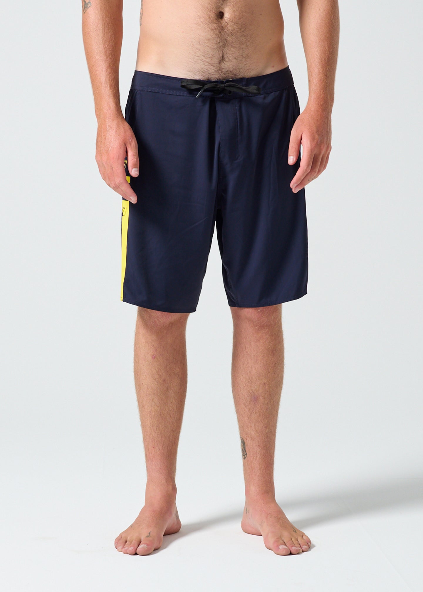 DISCLOSURE 20" TRUNK : BLUE/YELLOW