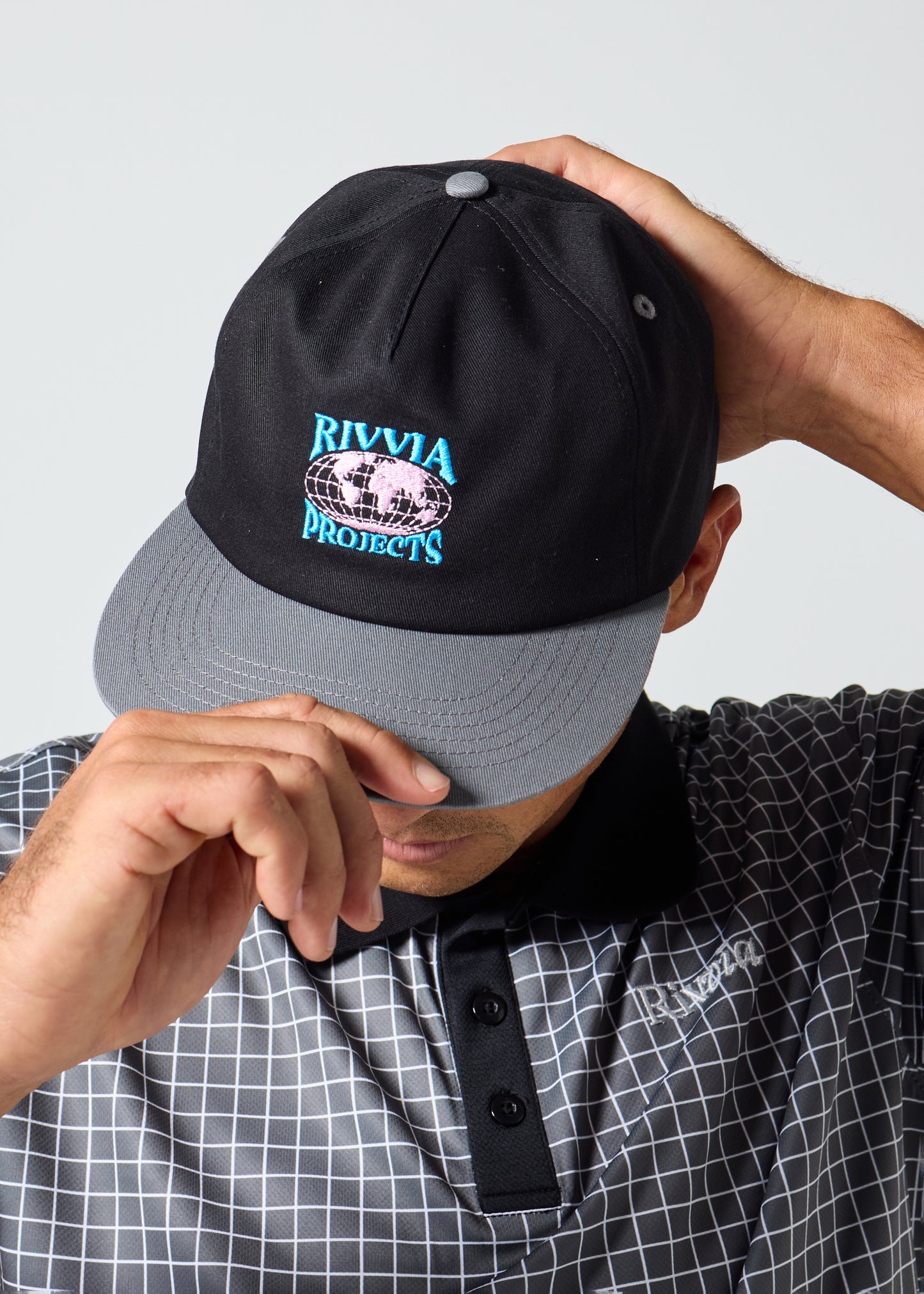 WORLD SERIES CAP : BLACK/GREY