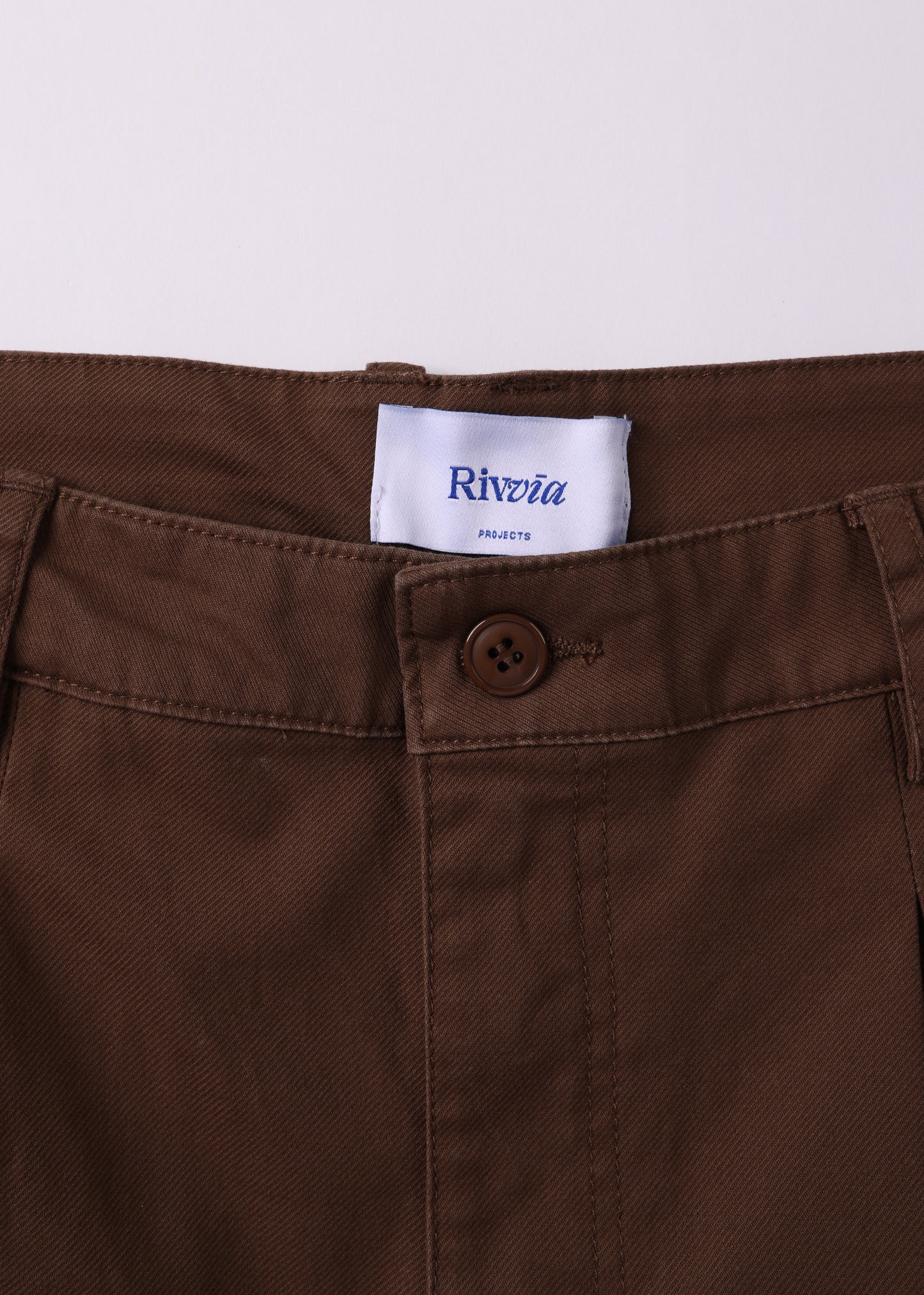 JW CHINO PANT : BROWN