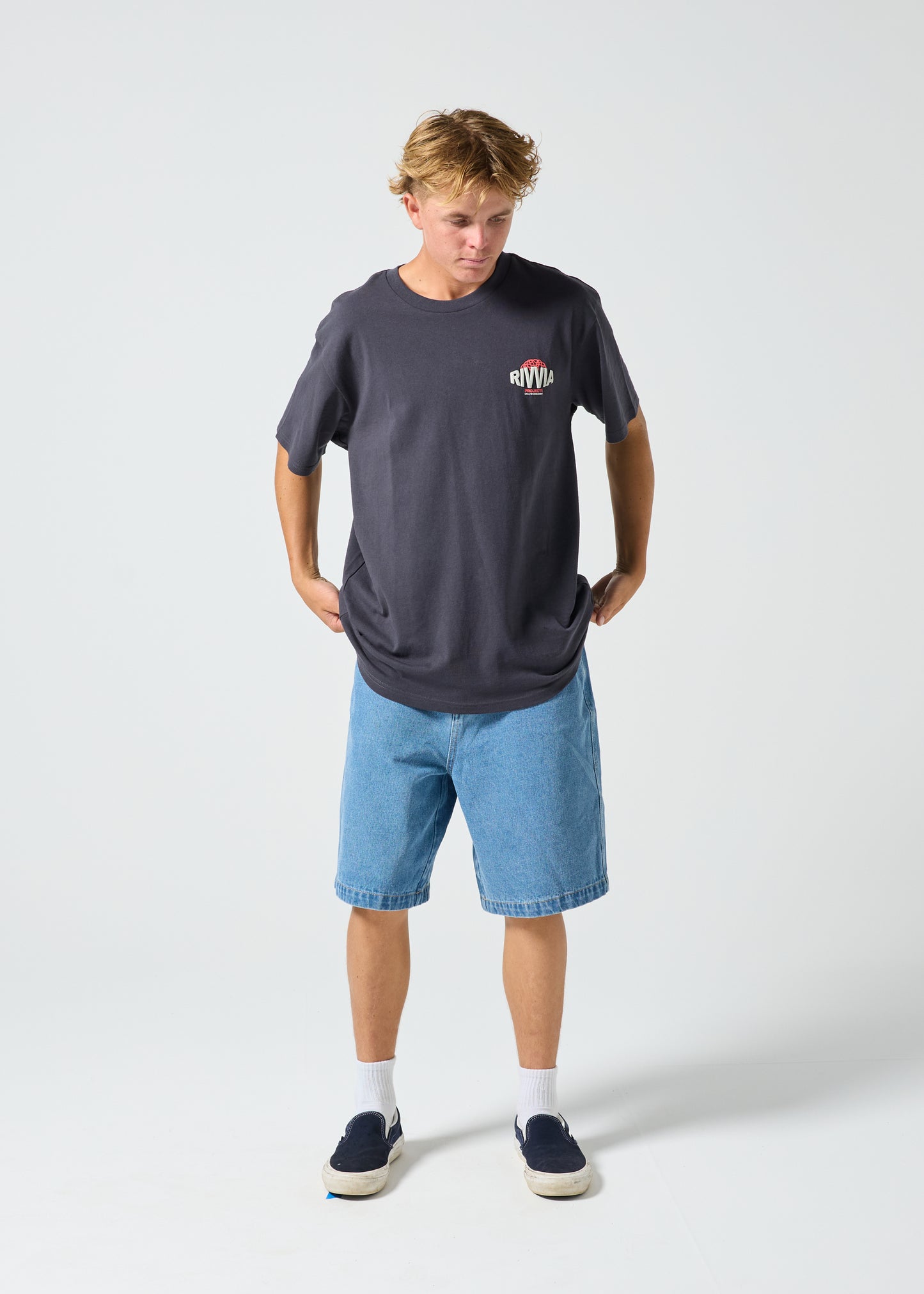 BRAIN TRUST RELAXED-FIT  T-SHIRT : PIGMENT BLACK