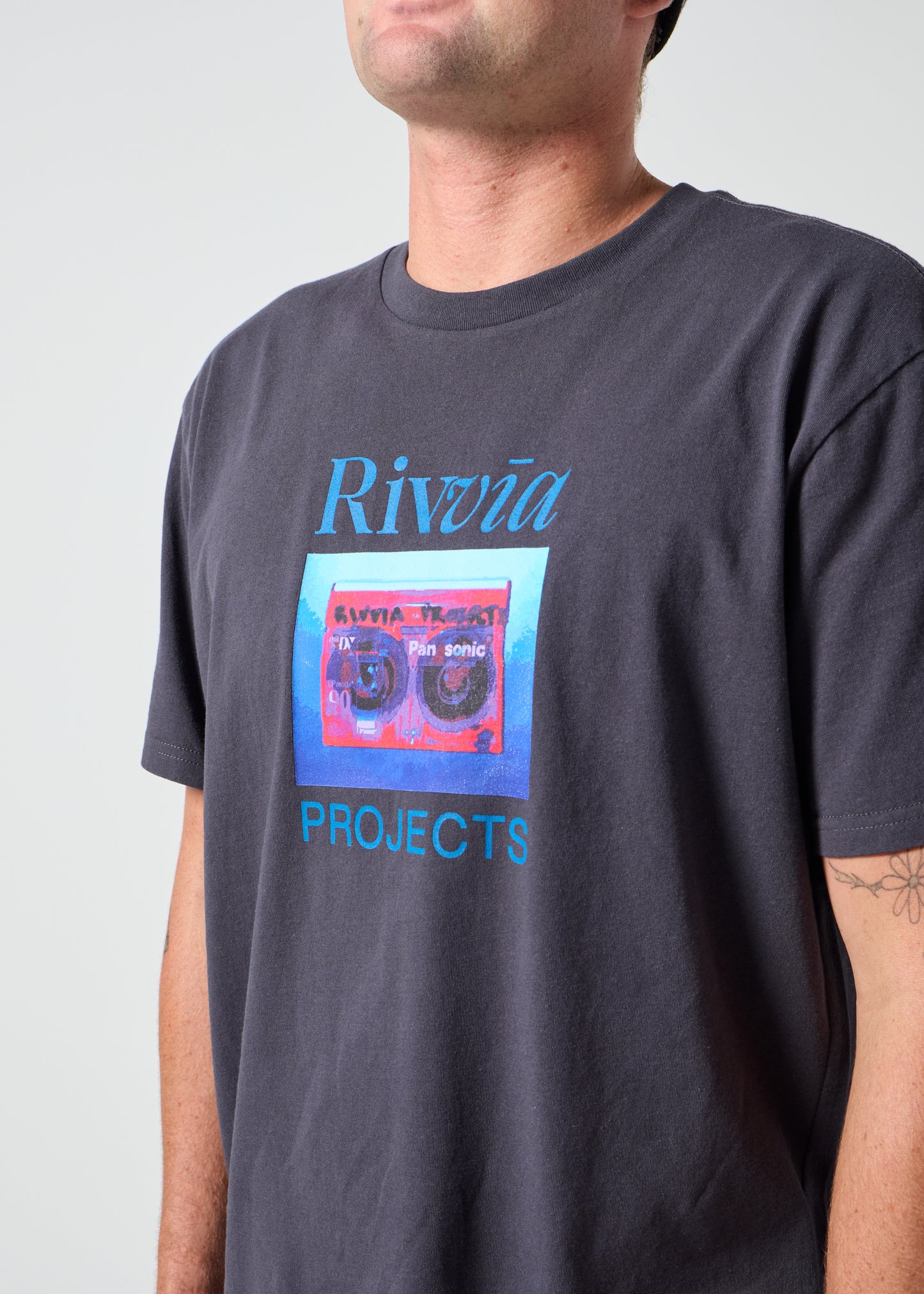 CASETTE T-SHIRT : PIGMENT BLACK