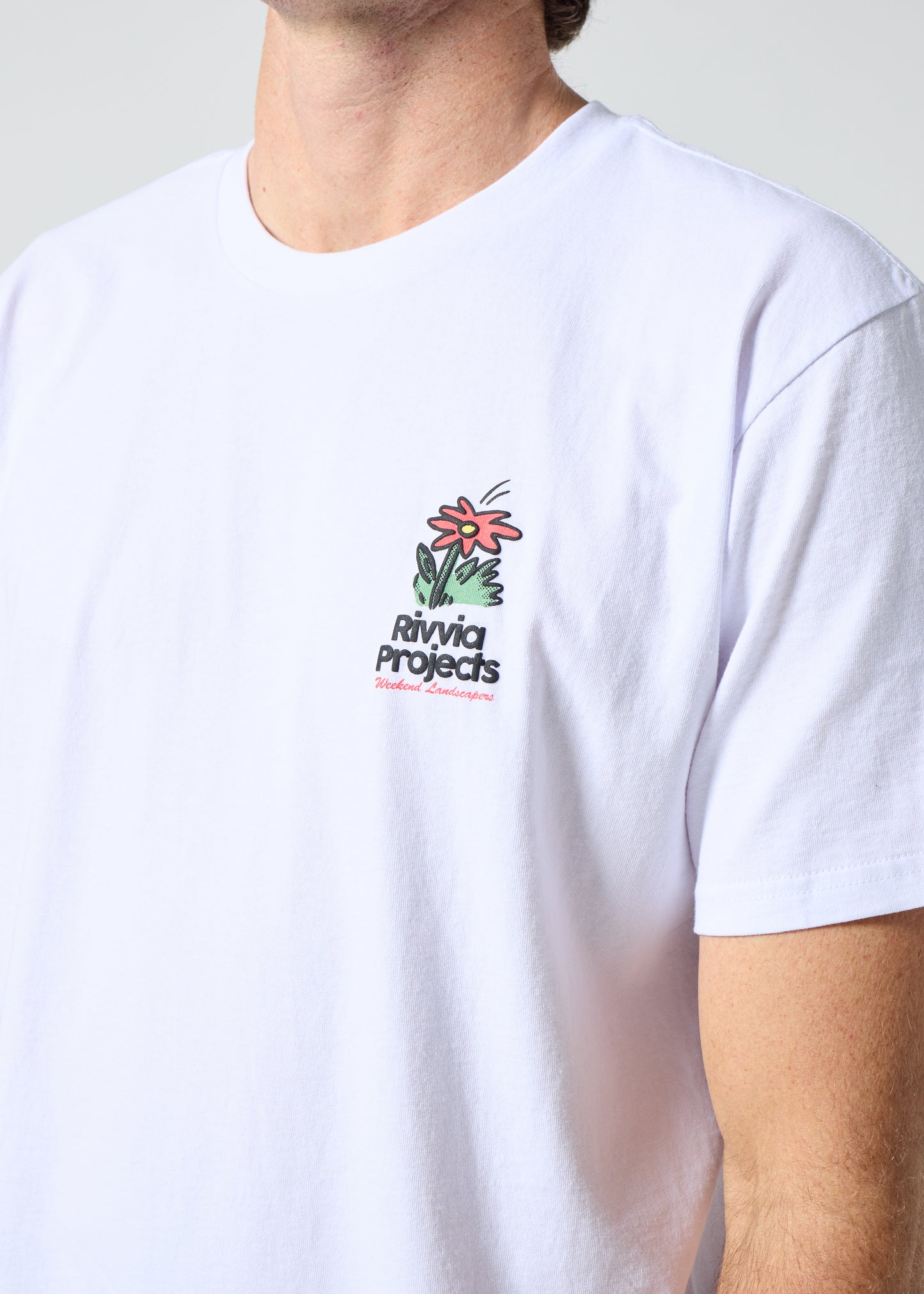 WEEKEND LANDSCAPERS T-SHIRT : WHITE