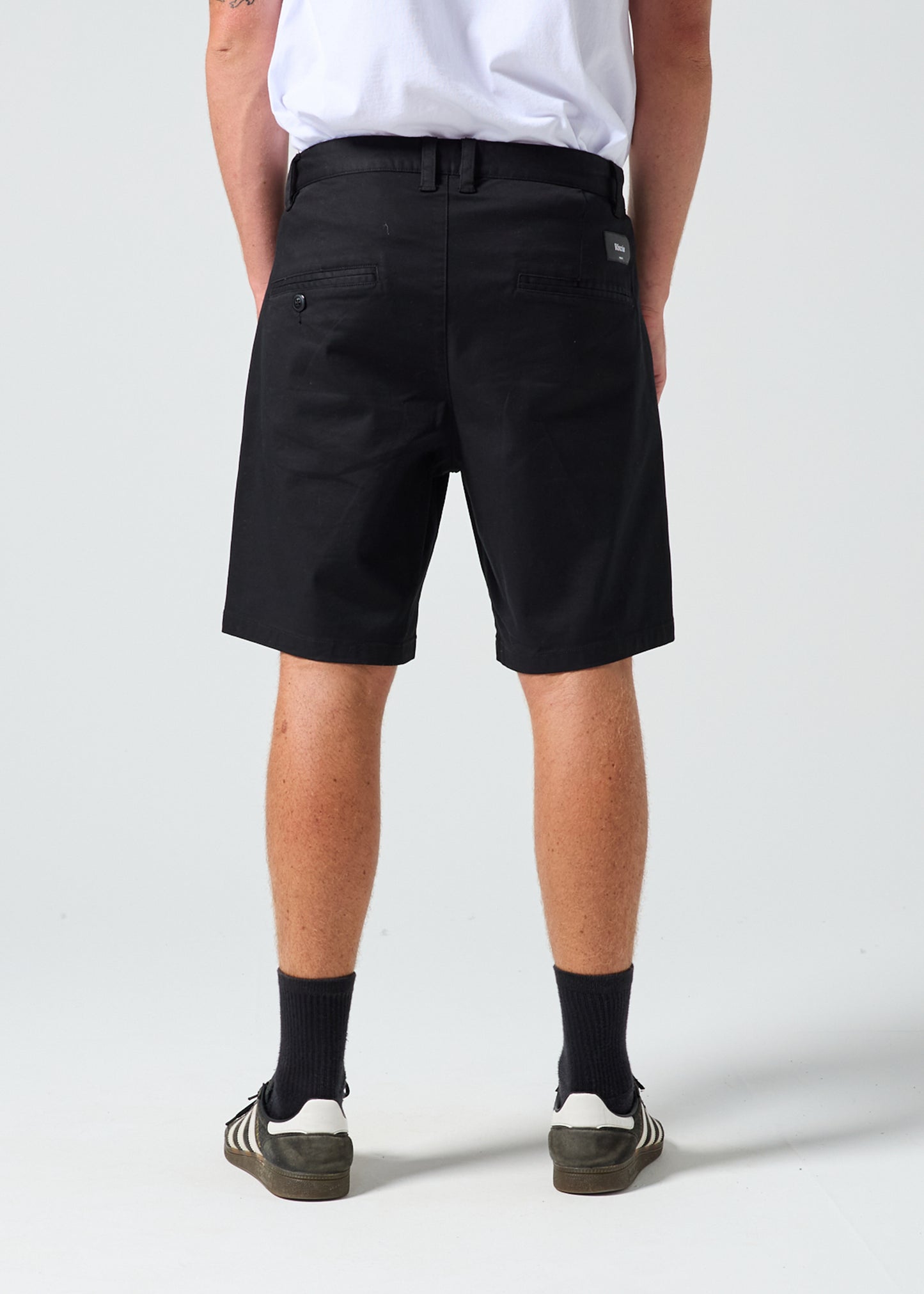 JW CHINO SHORT : BLACK