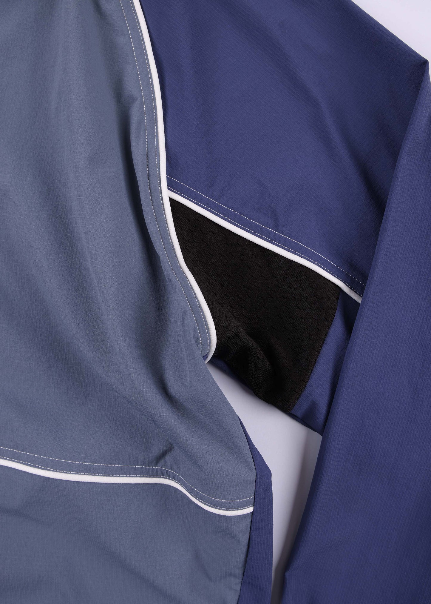 PASSAGE SPRAY JACKET : DARK BLUE