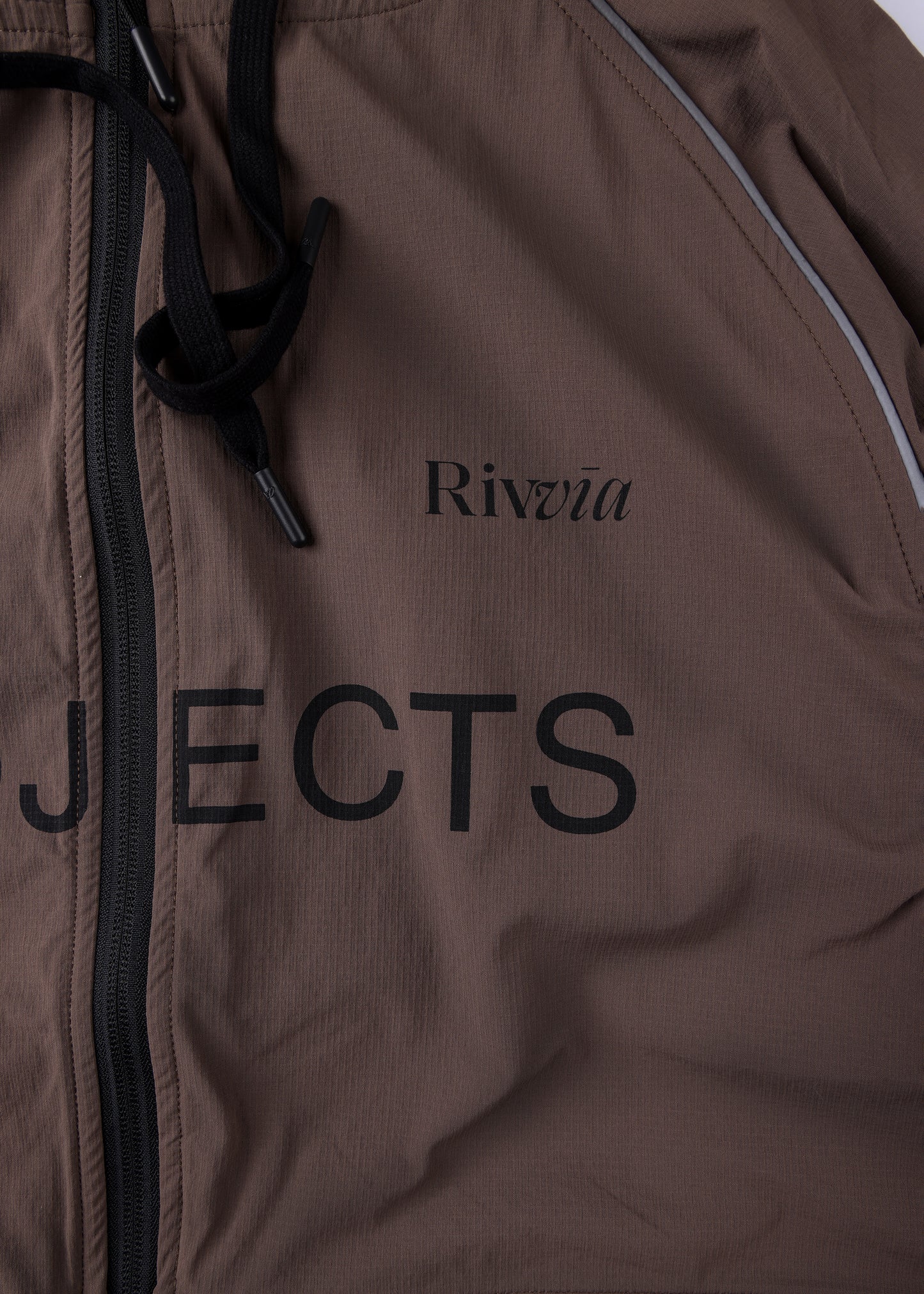 PROJECTS SPRAY JACKET : BROWN