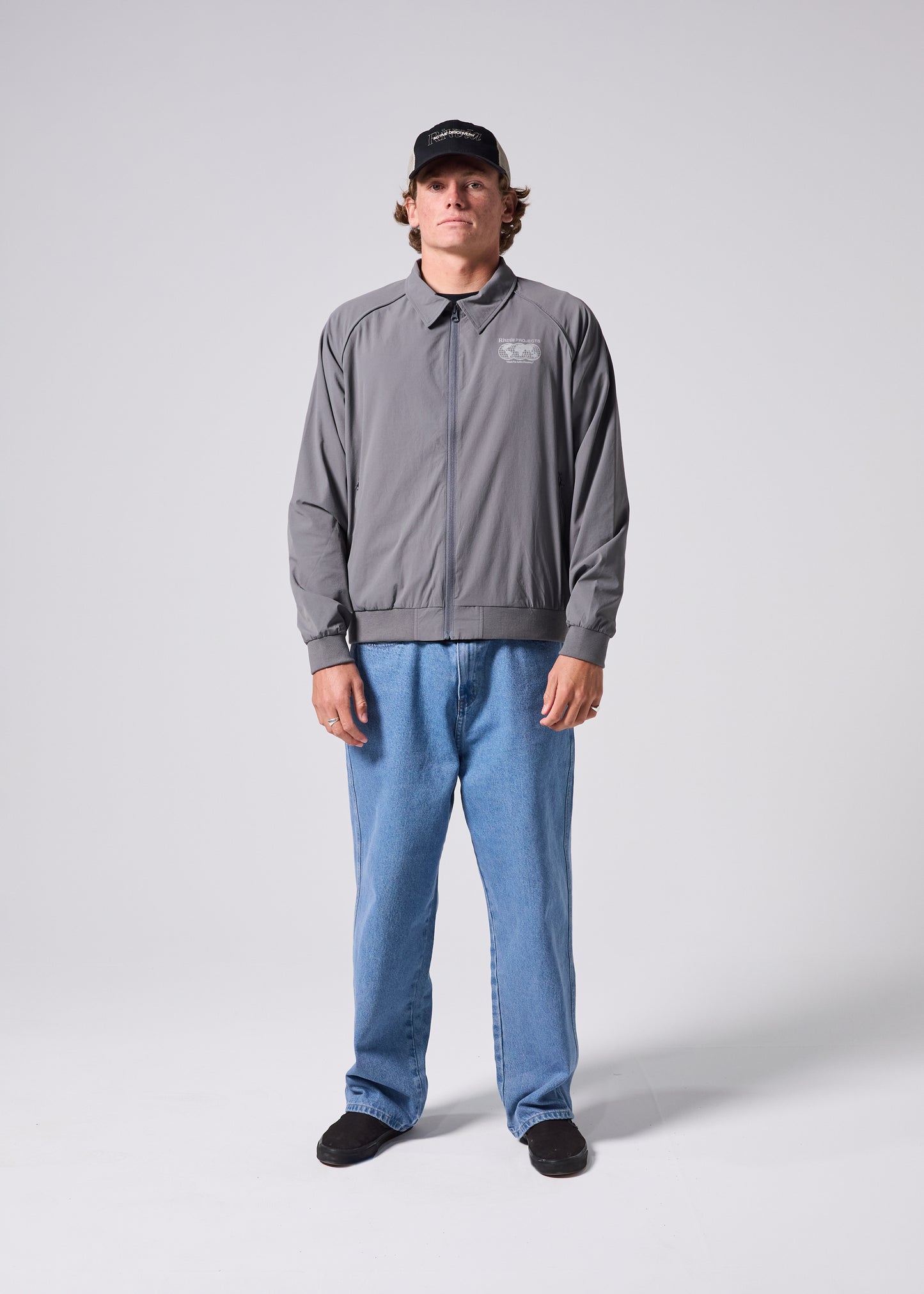 WORLD CONNECTION CLUB JACKET : GREY
