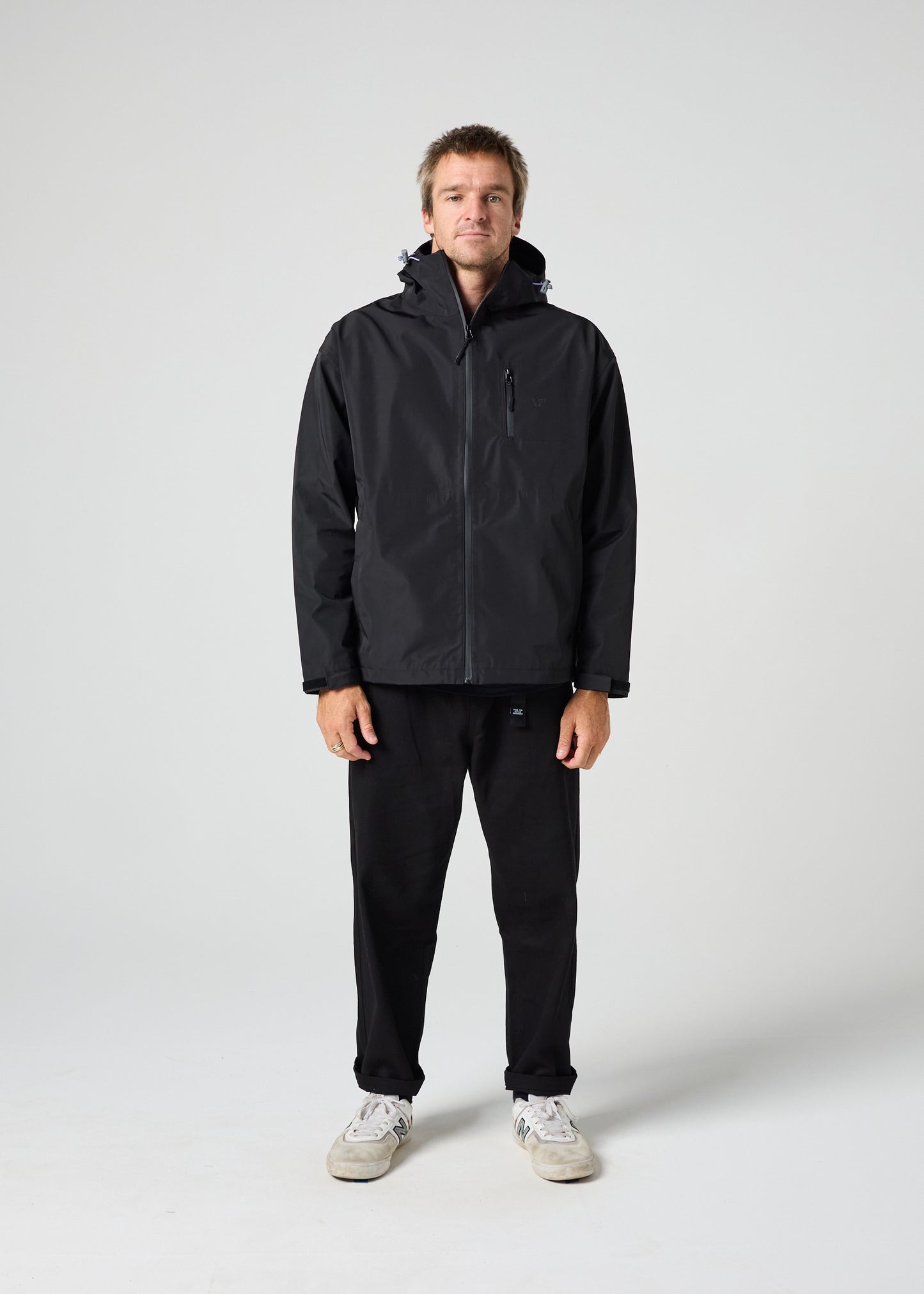 DISCOVERY WATERPROOF JACKET : BLACK