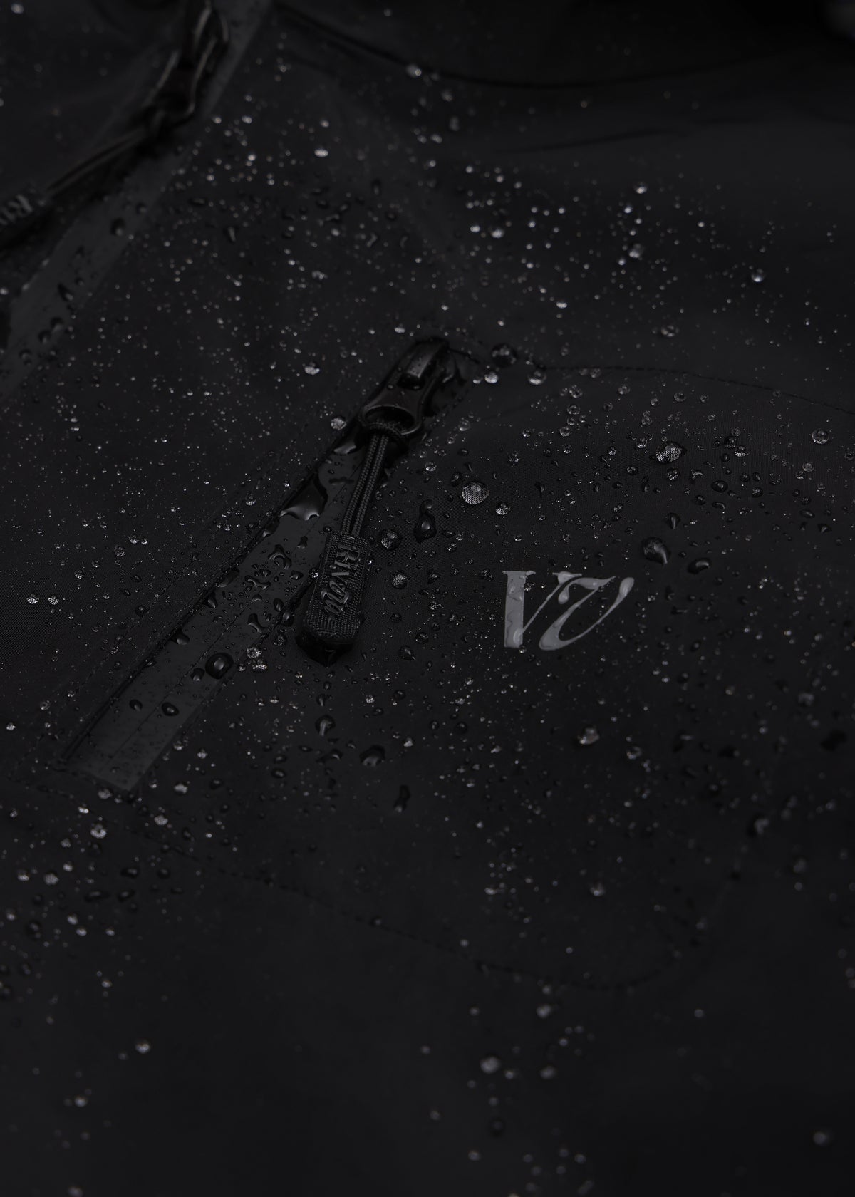 DISCOVERY WATERPROOF JACKET : BLACK