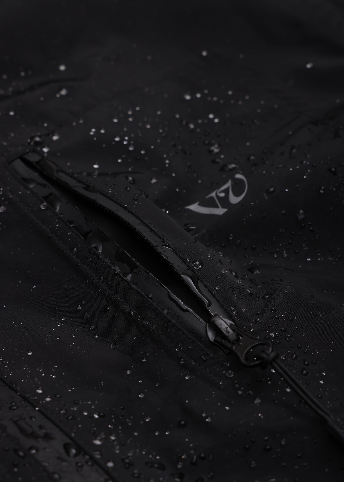 DISCOVERY WATERPROOF JACKET : BLACK