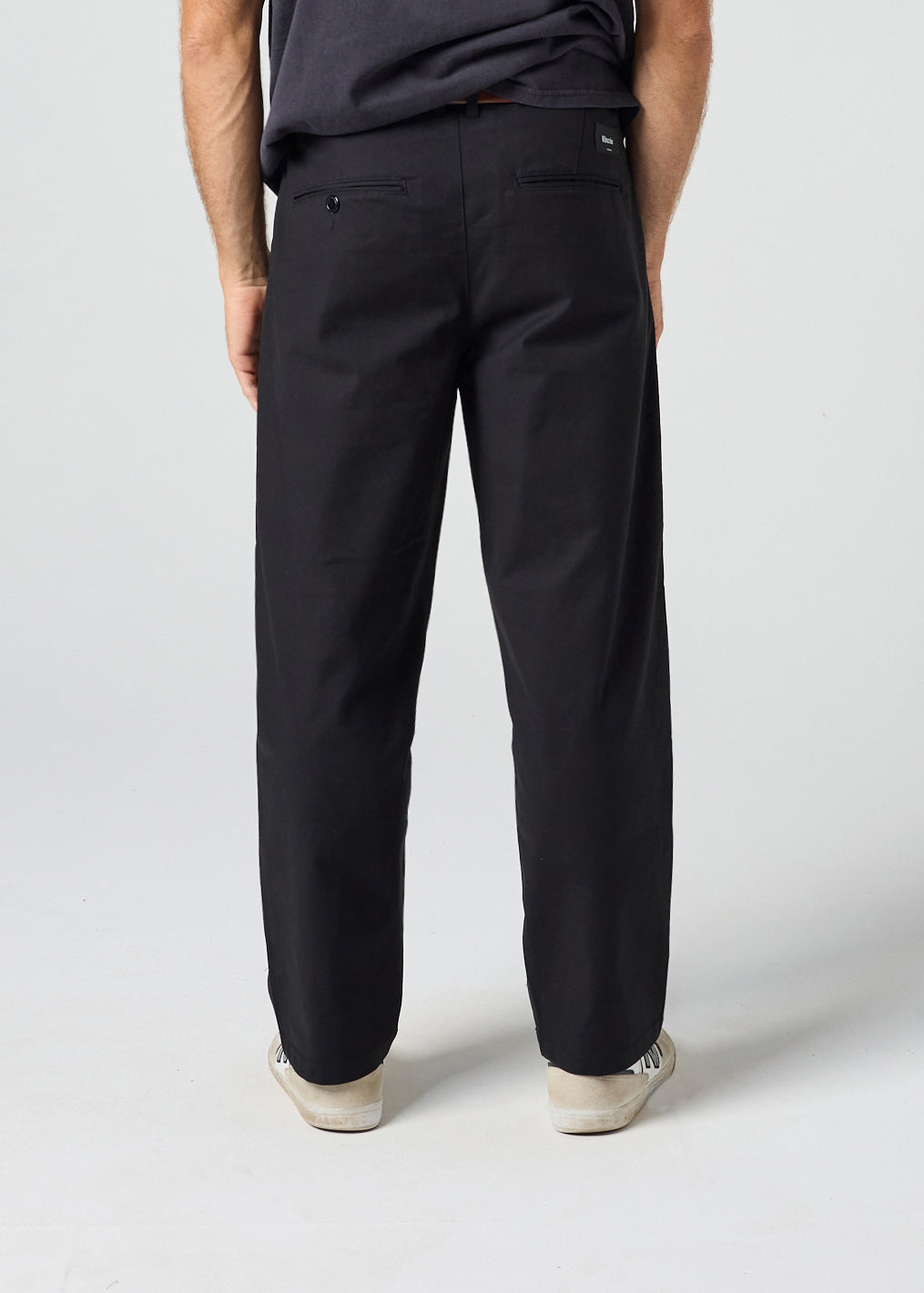 JW CHINO PANT : BLACK