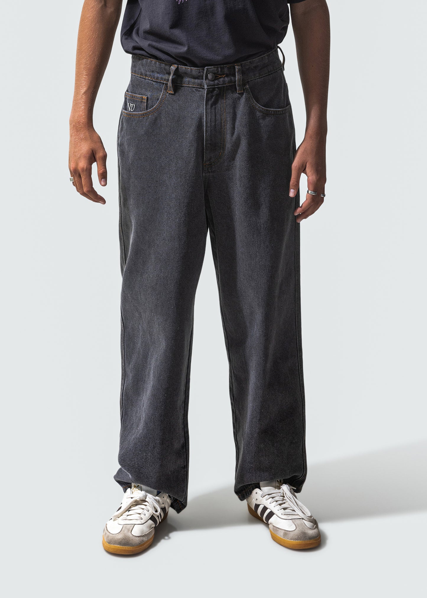 CAPITAL DENIM PANT : WORN BLACK