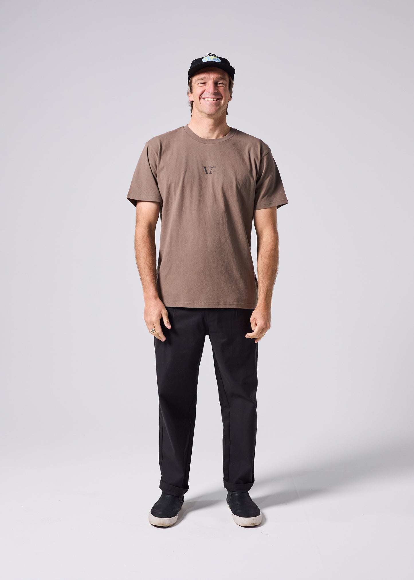 EXPANSE T-SHIRT : BROWN