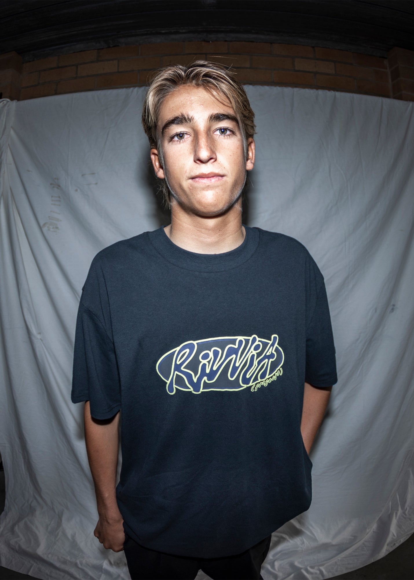 OVAL GRAF RELAXED FIT T-SHIRT : BLACK