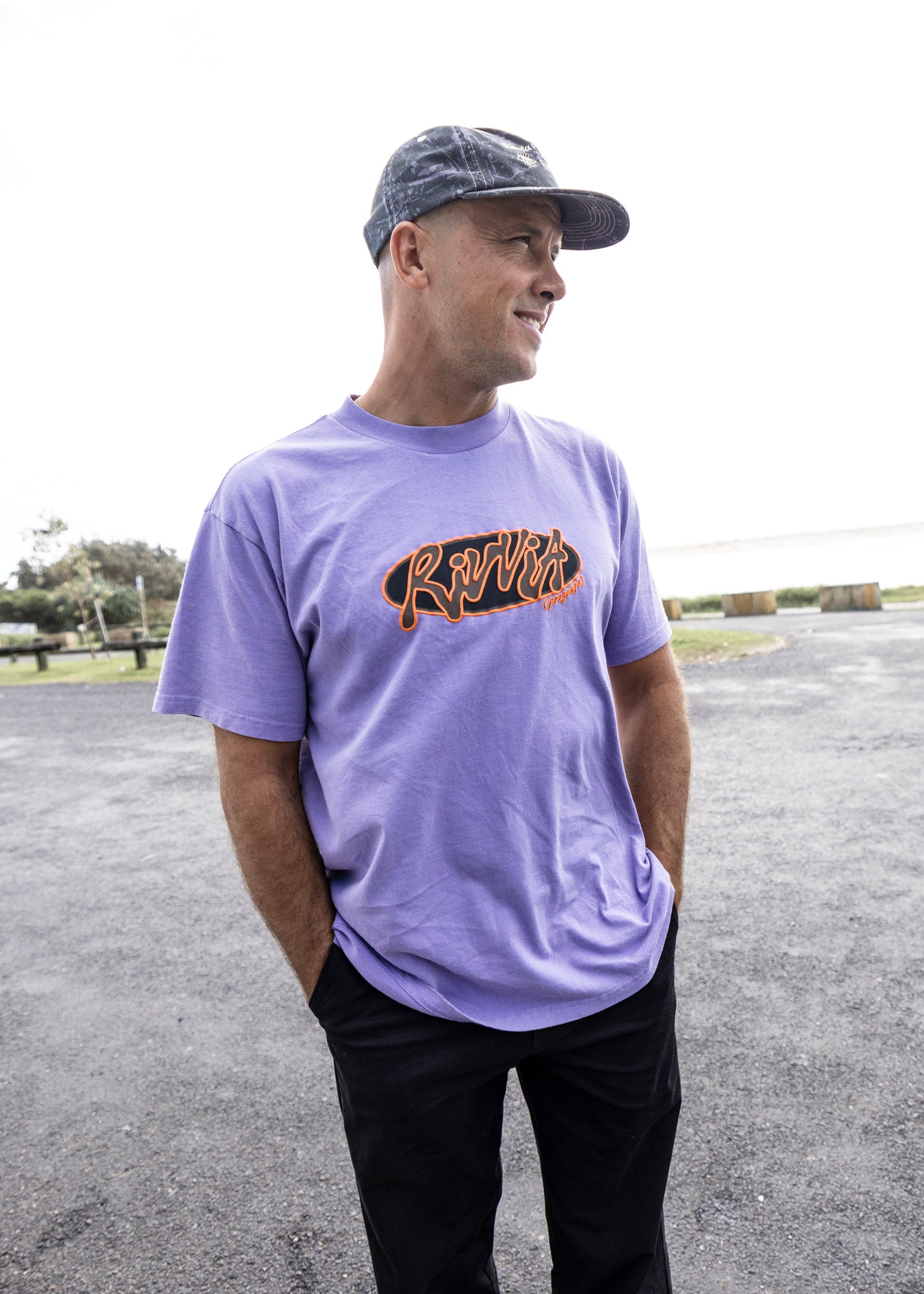 OVAL GRAF RELAXED FIT T-SHIRT : WASHED PURPLE