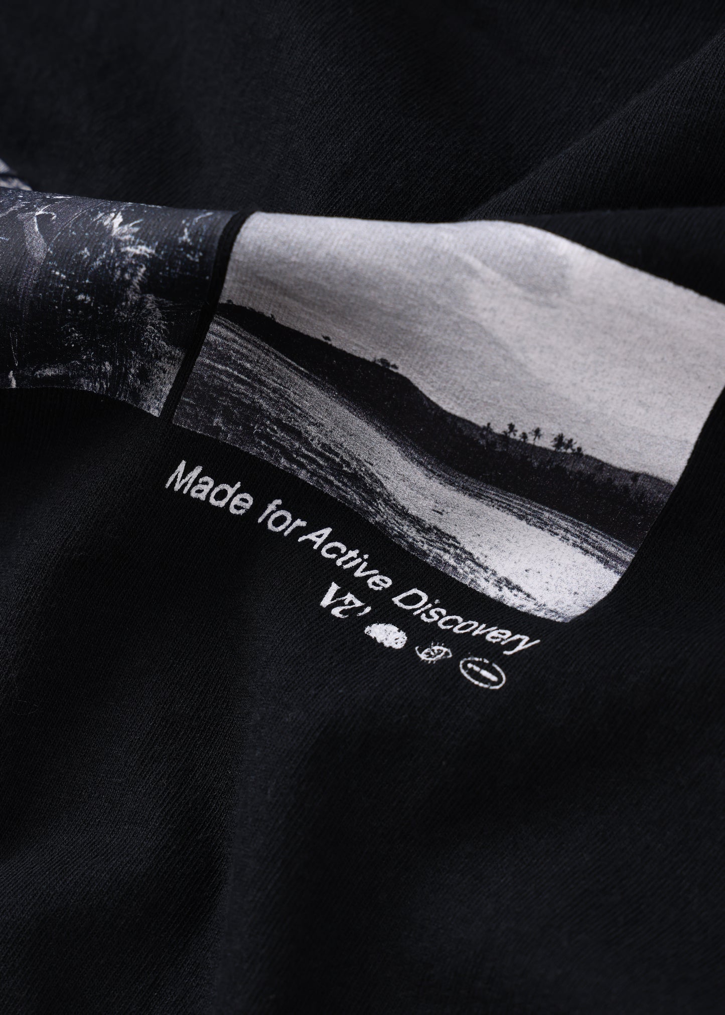 LANDSCAPE T-SHIRT : BLACK