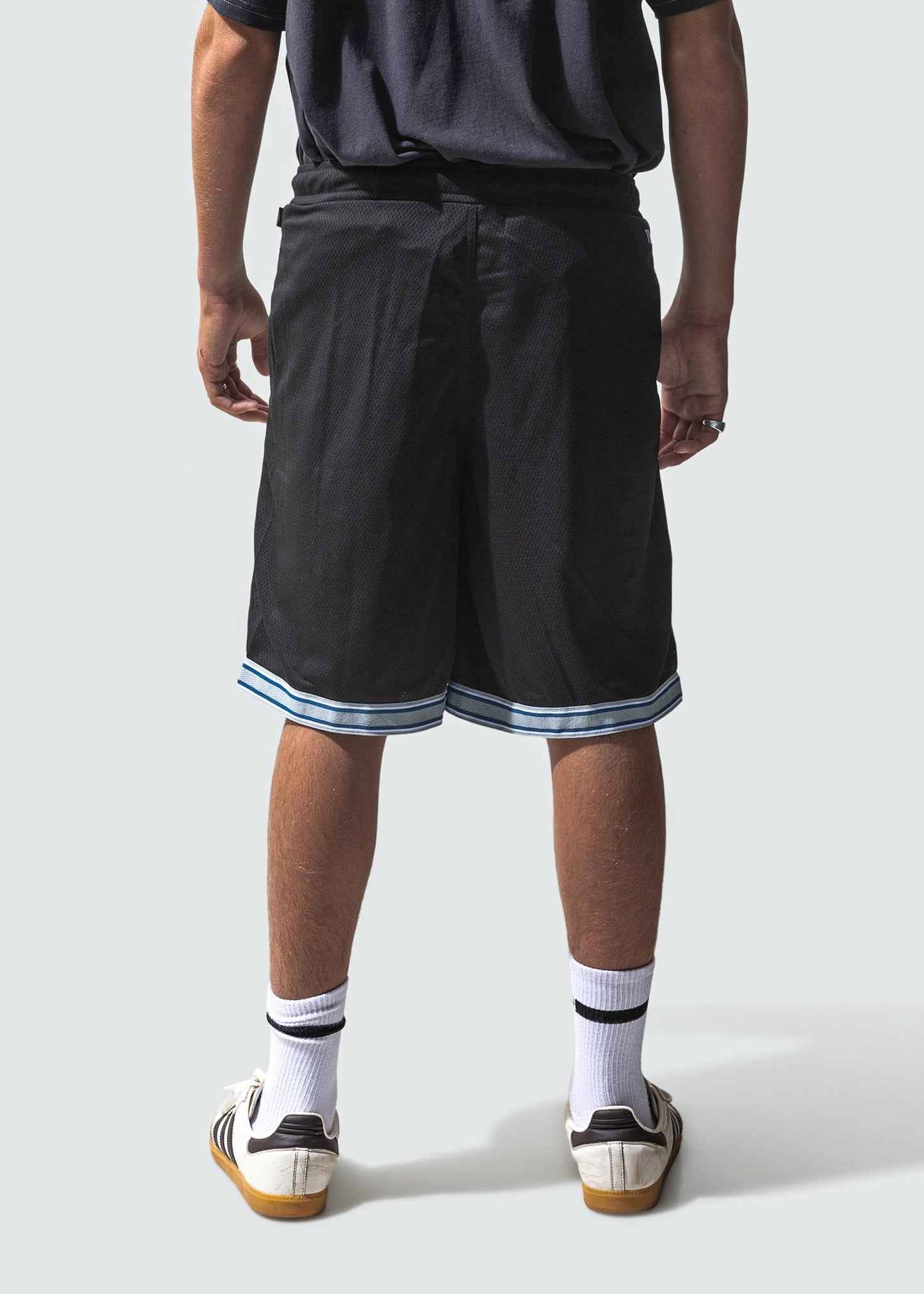 VV MESH SHORT : BLACK