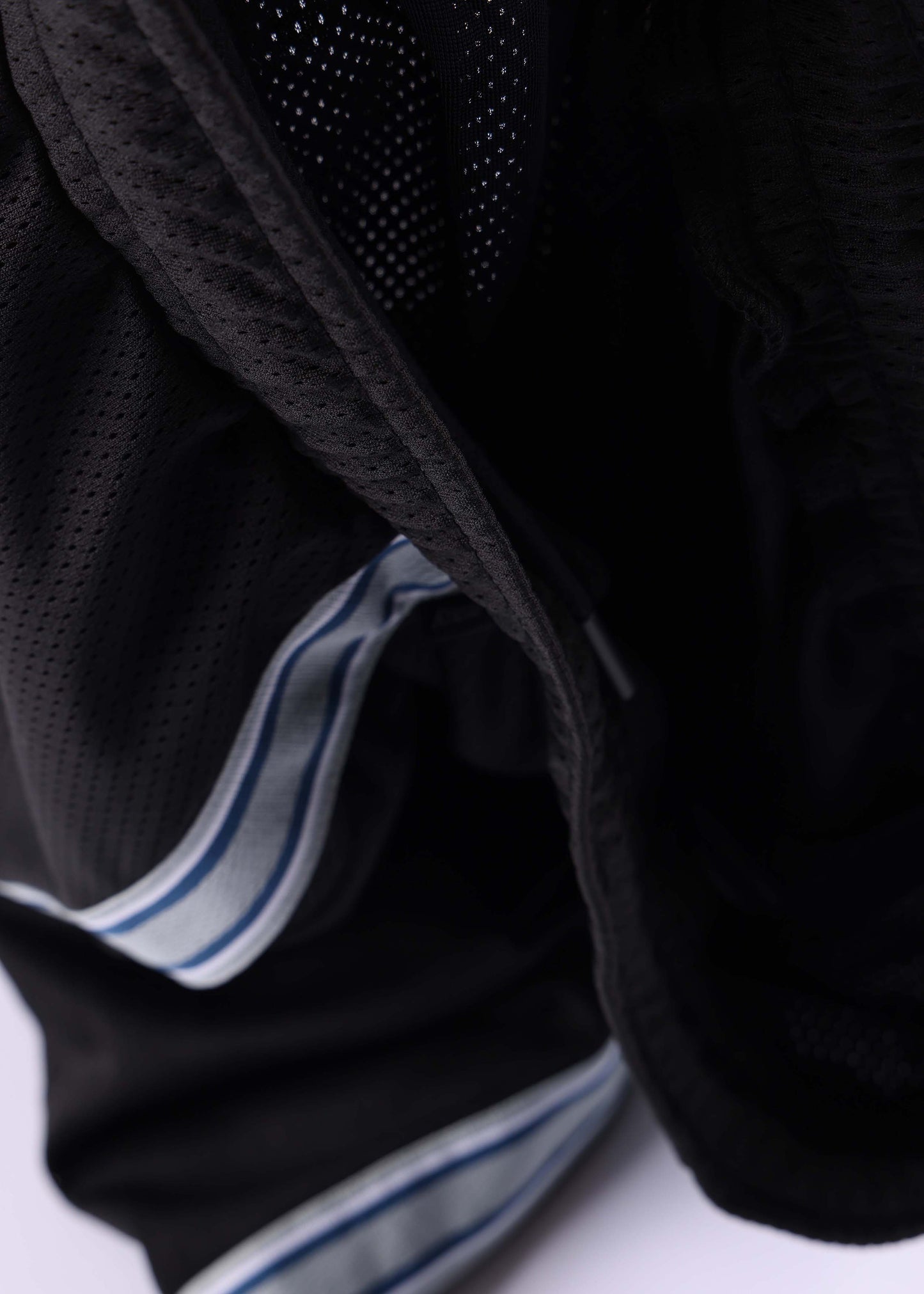 VV MESH SHORT : BLACK