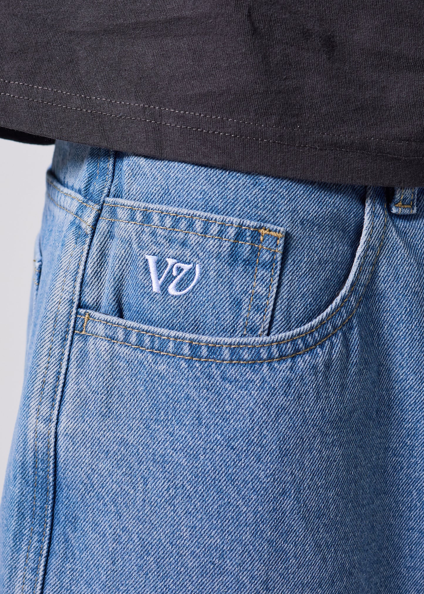 VV CLASS DENIM SHORT : WORN BLUE