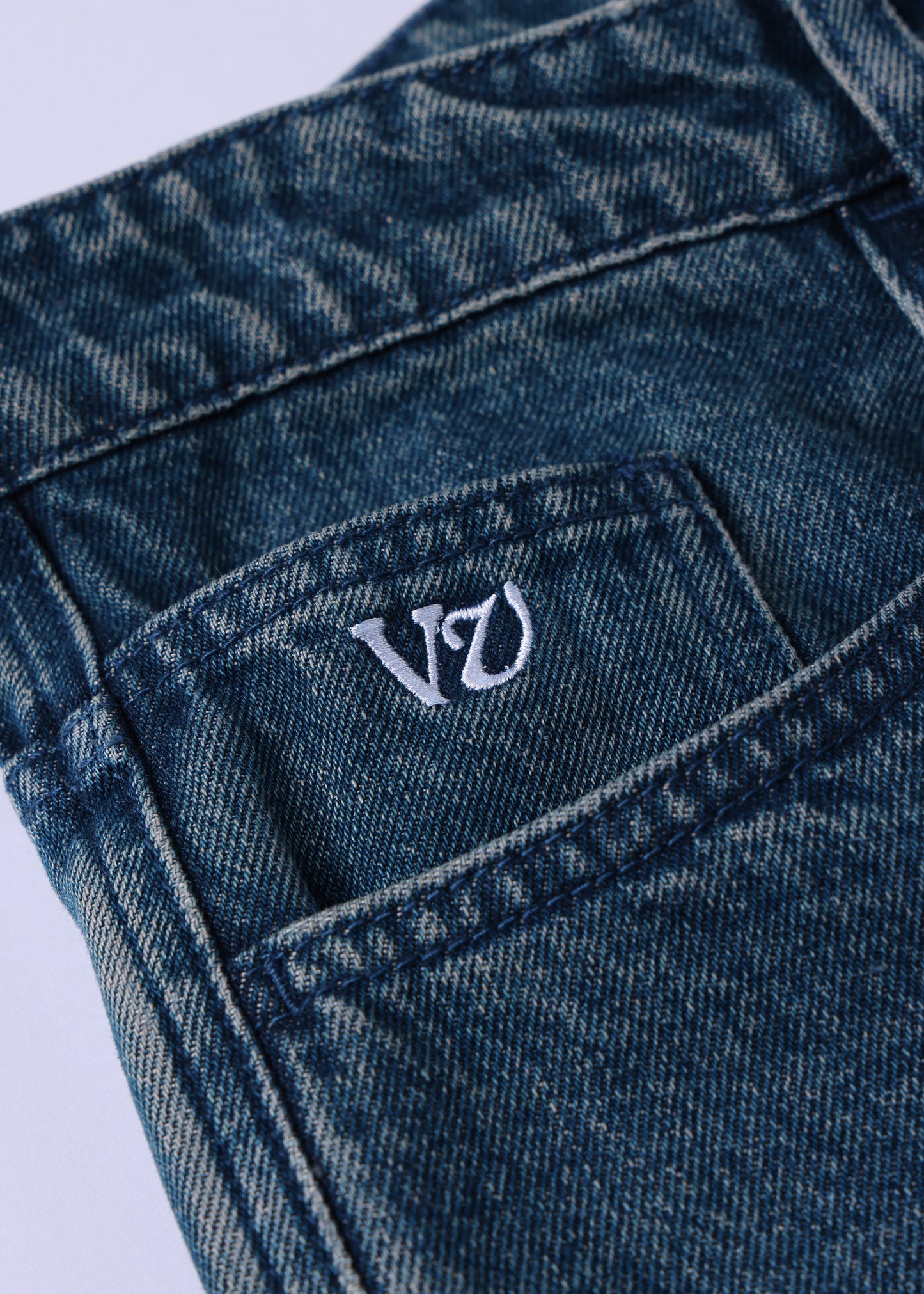 DAILY DENIM SHORT : DARK BLUE WASH