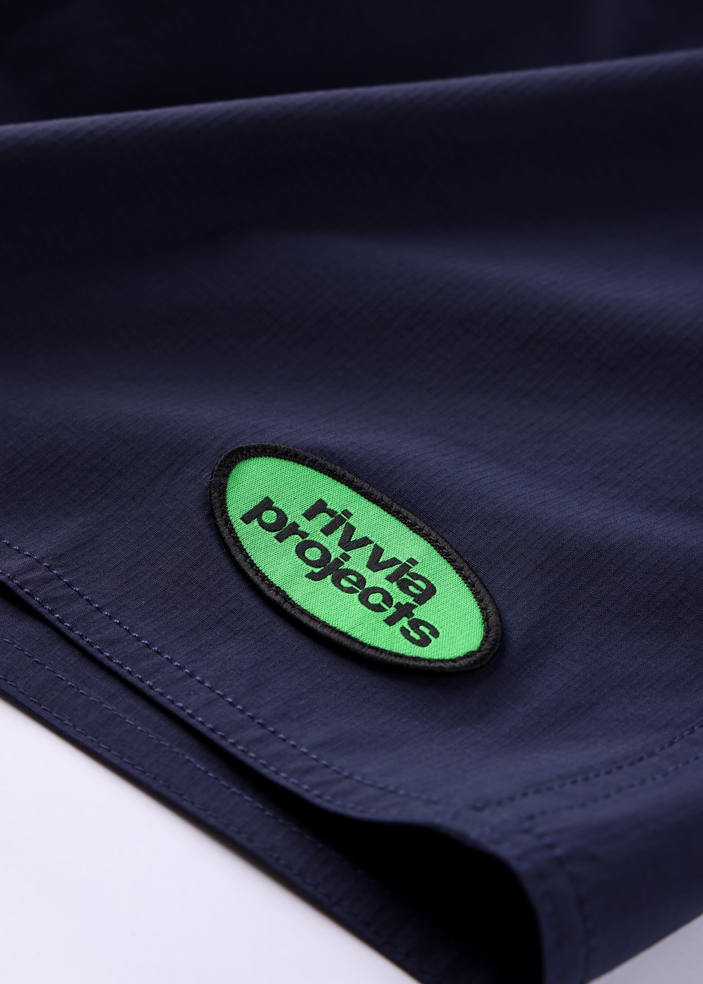 CLASS 18.5' TRUNK : DARK BLUE