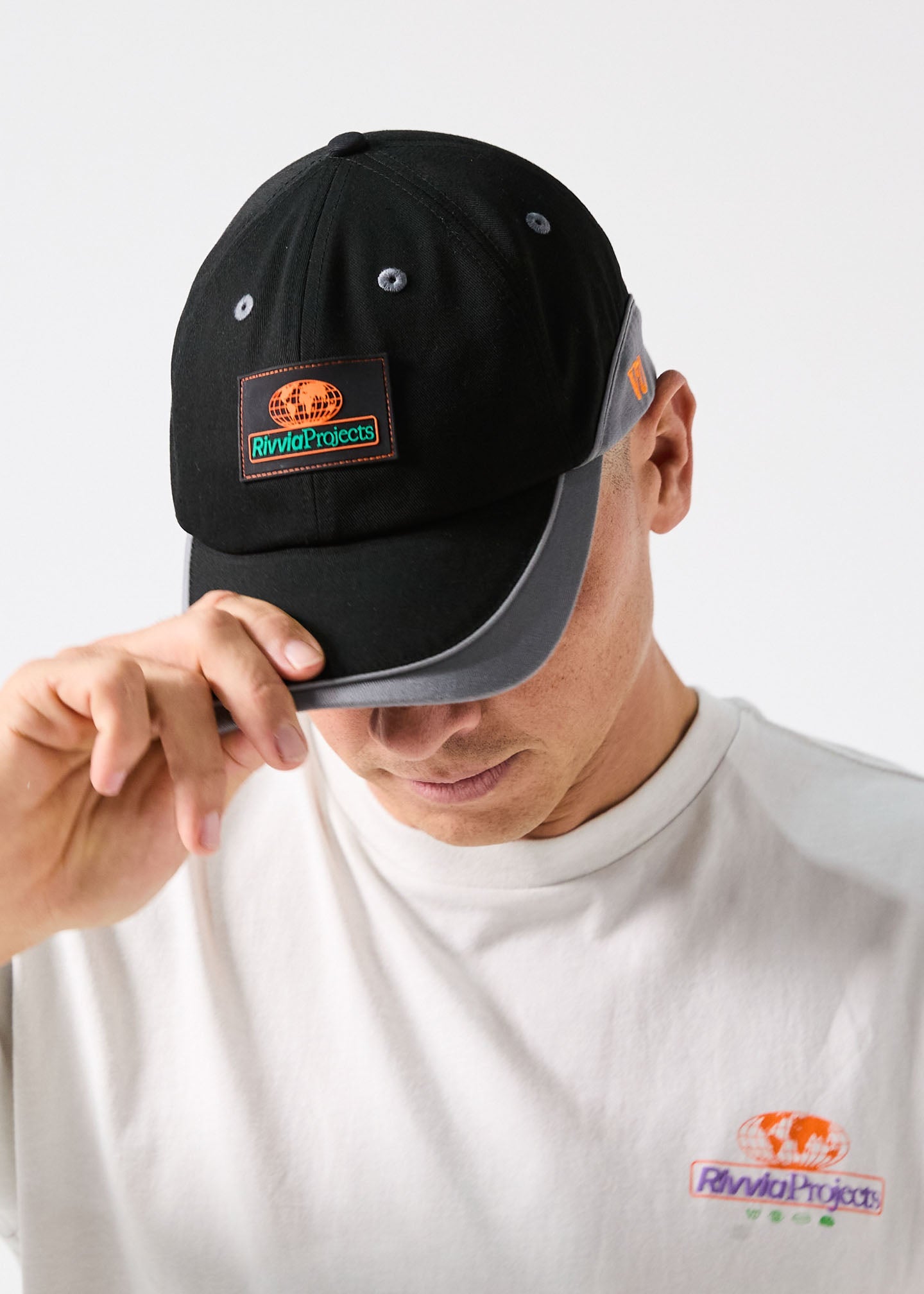 GLOBAL TOUR CAP : BLACK GREY