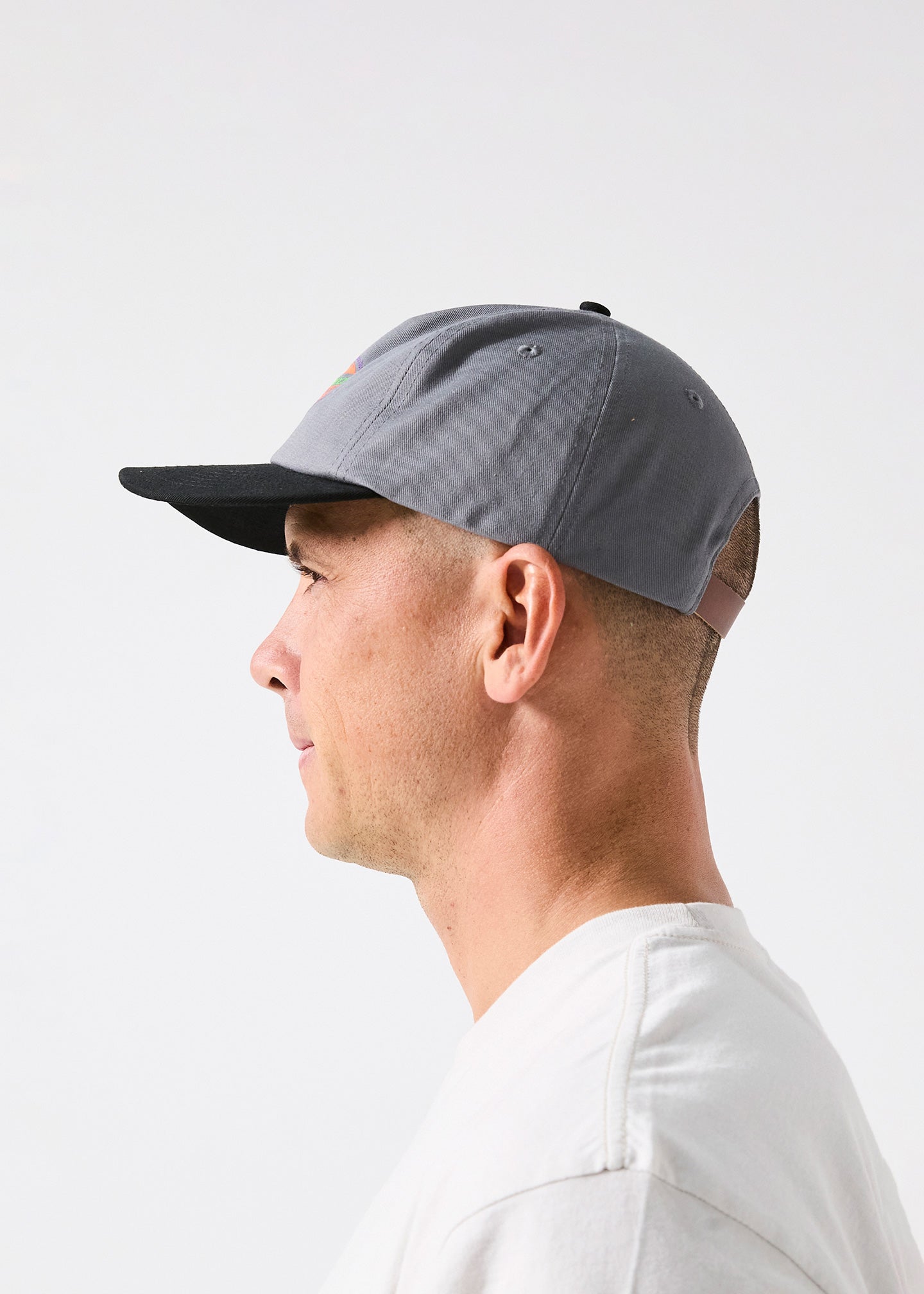 GLOBAL TOUR CAP : BLACK GREY