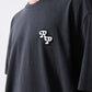 SCHOLAR T-SHIRT : PIGMENT BLACK