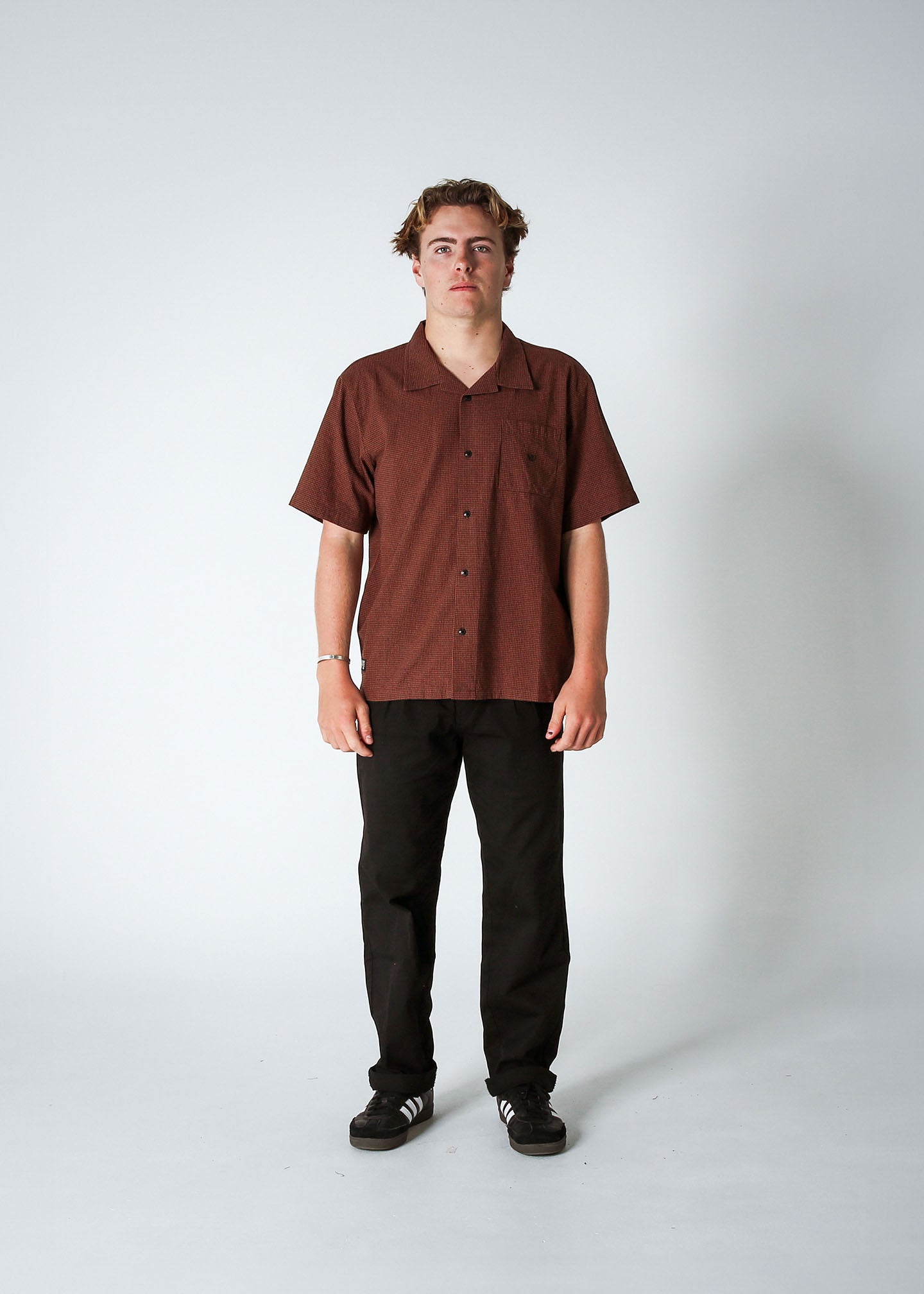 VV CHECK SS SHIRT : BROWN