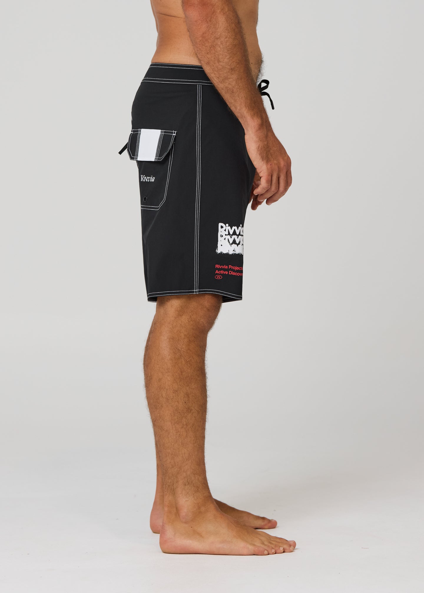 STEREO 18" BLUR TRUNK : BLACK WHITE