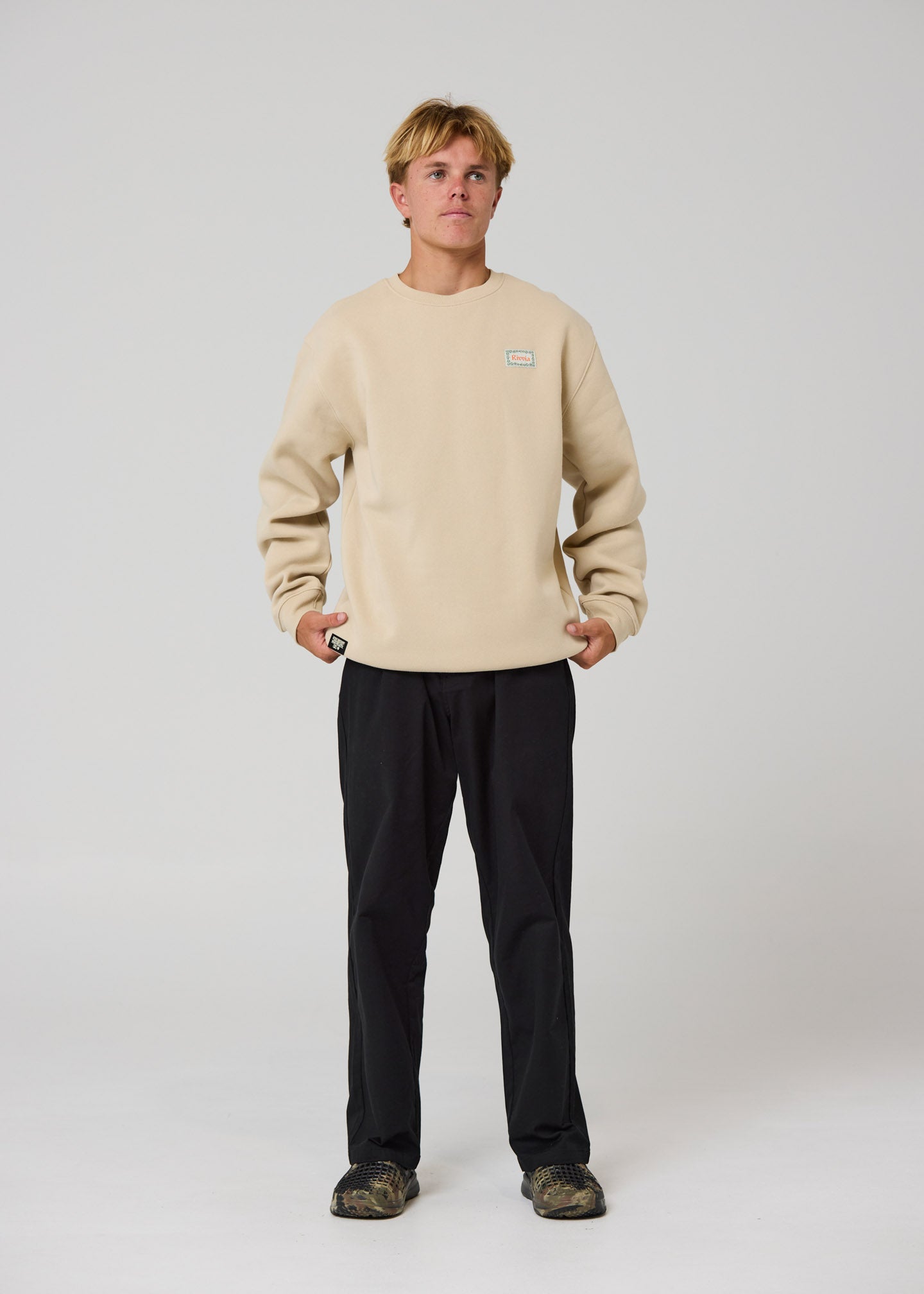 WALLFLOWER PATCH CREW : BONE