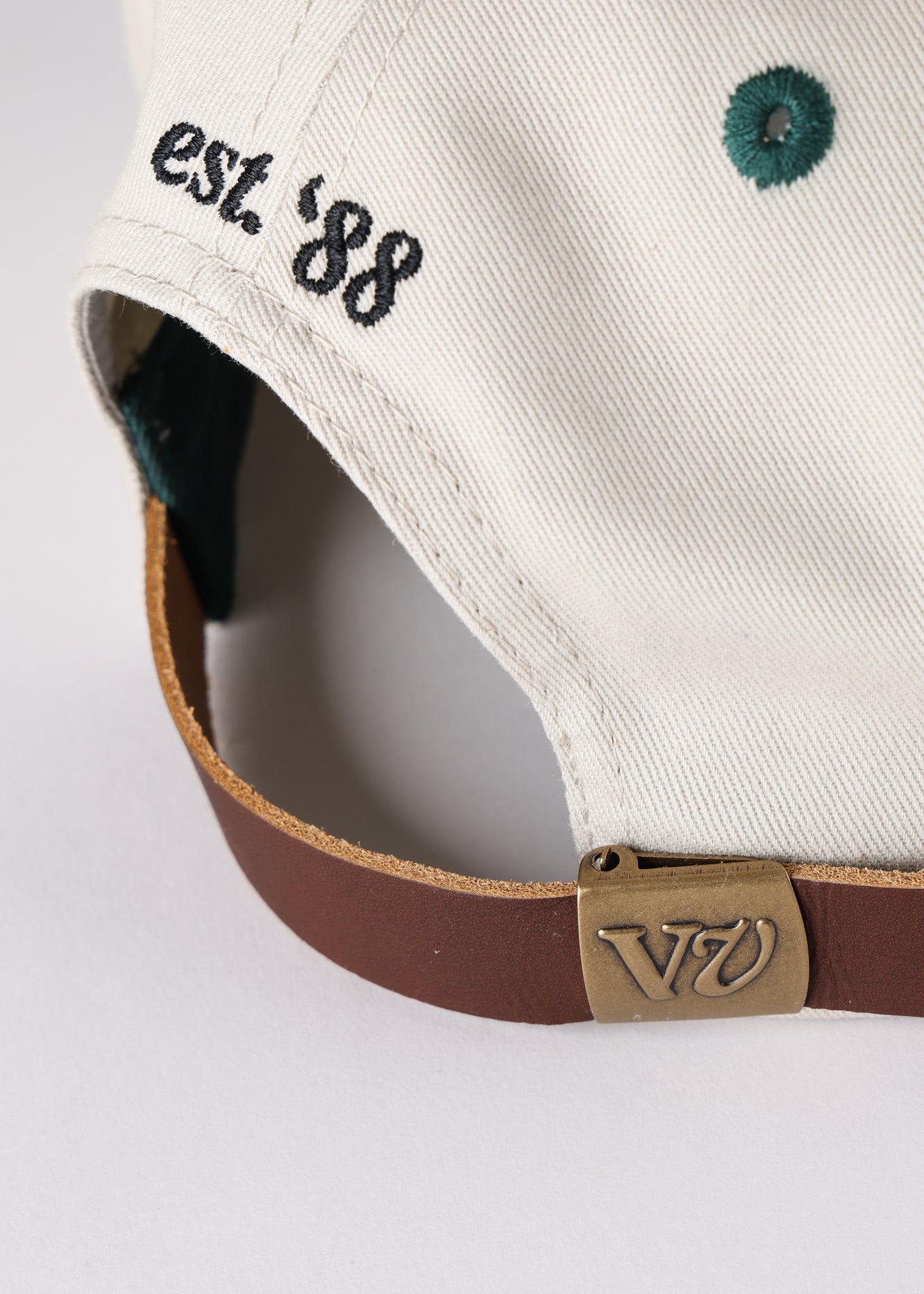 REAL GAME CAP : BONE GREEN