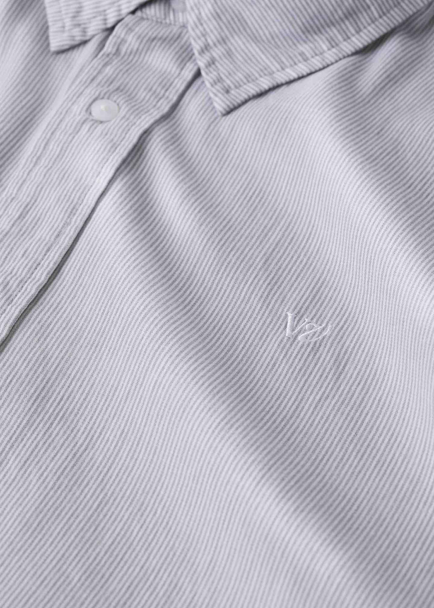 VV STRIPE SS SHIRT : GREY WHITE